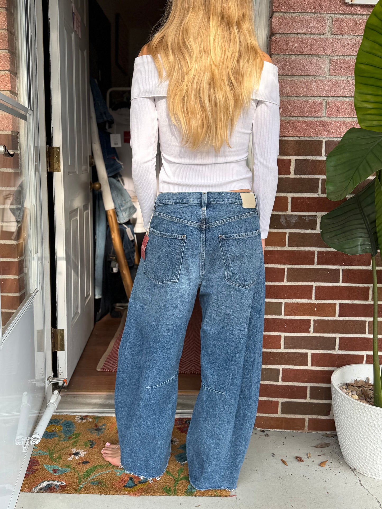 Zara | Off the shoulder long sleeve, S