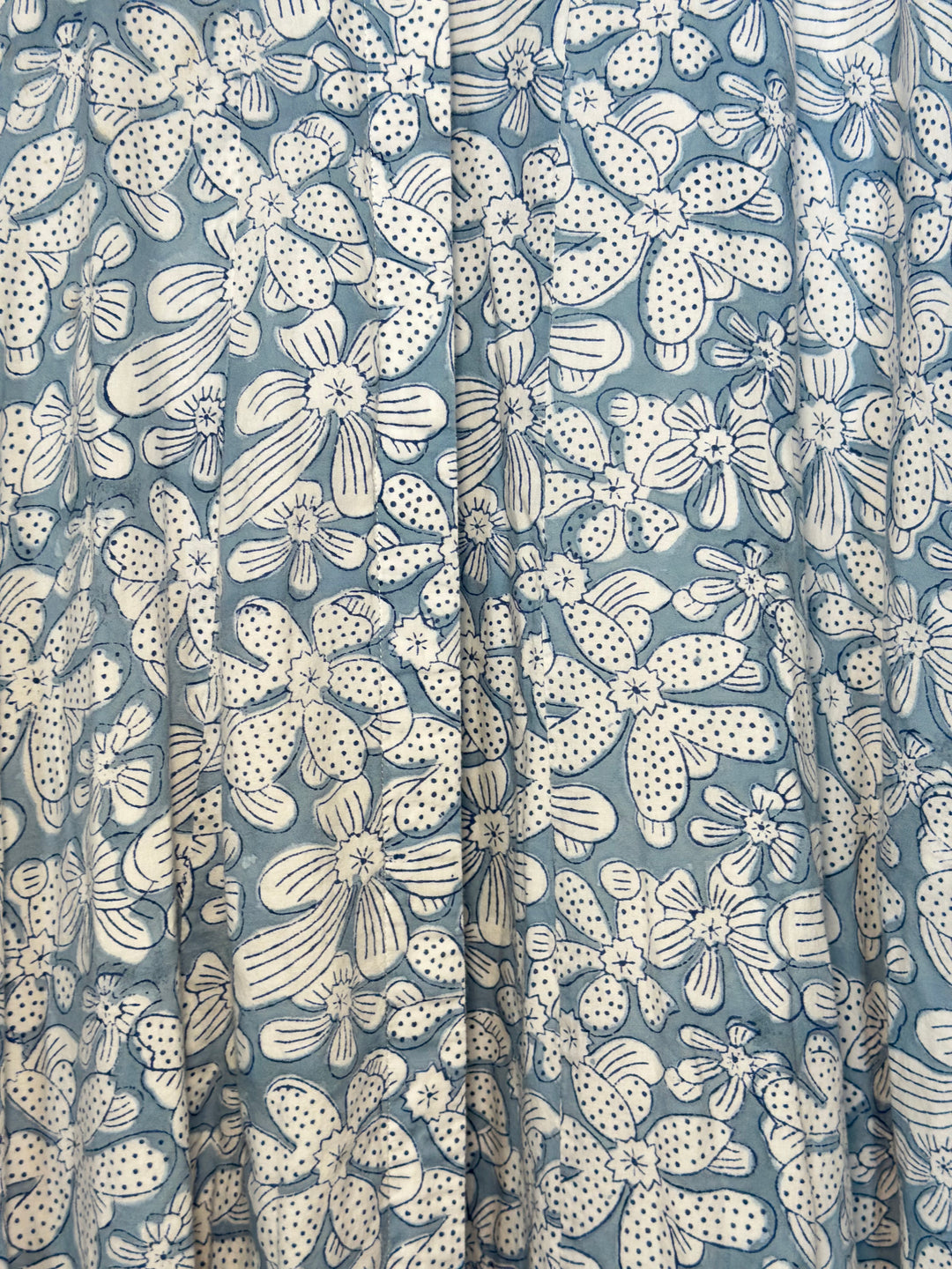Livro | Sleeveless Maxi Floral Dress