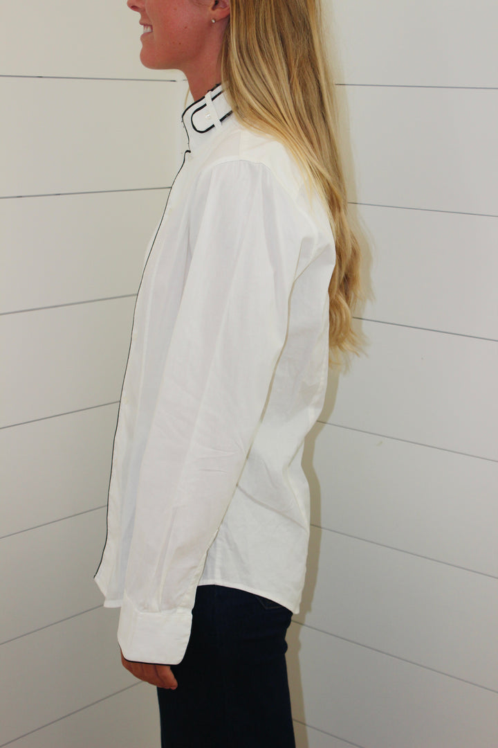 Detailed Collar Button Down