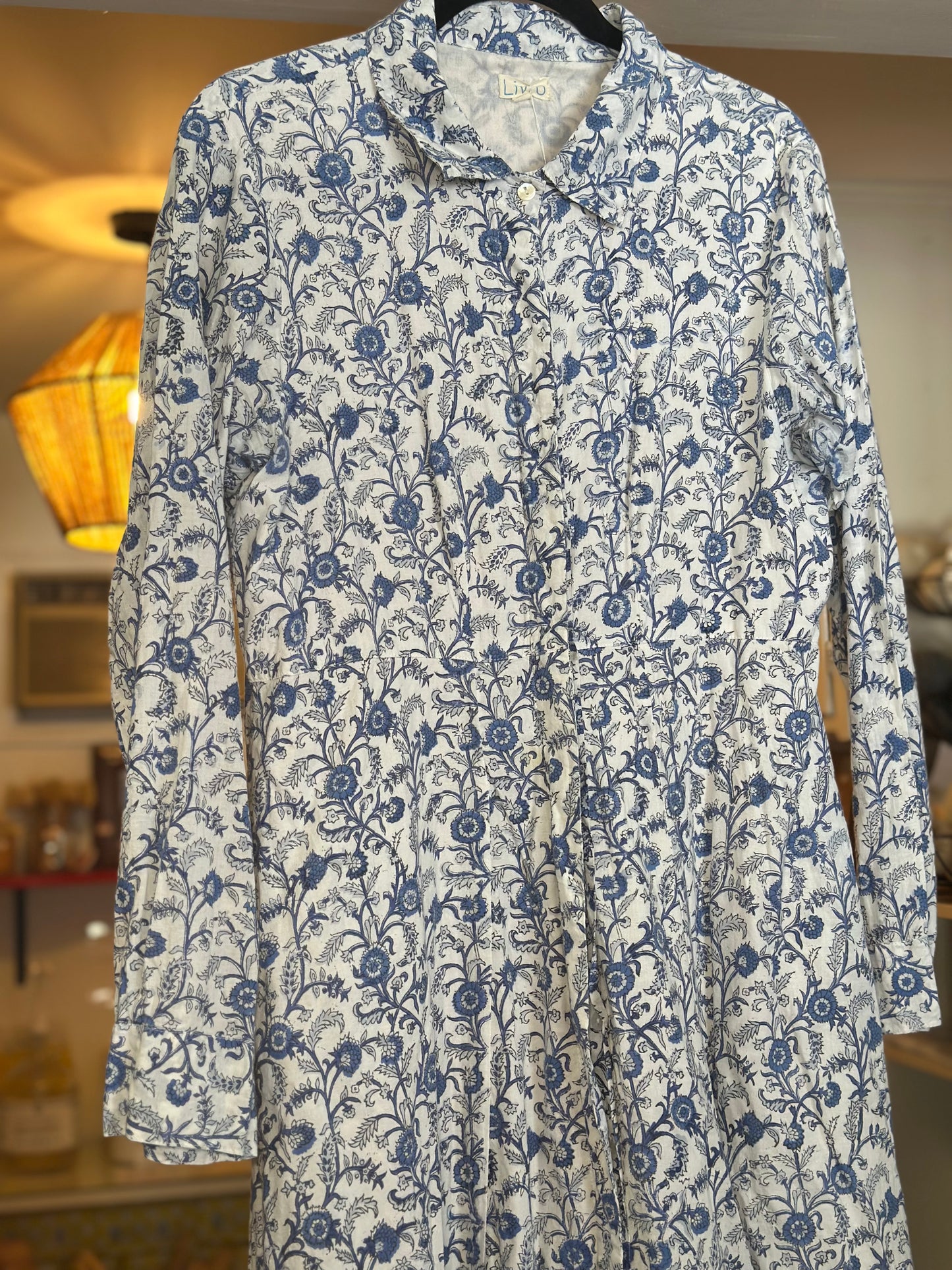 Livro | Classic Shirt Dress in Jacobean Floral