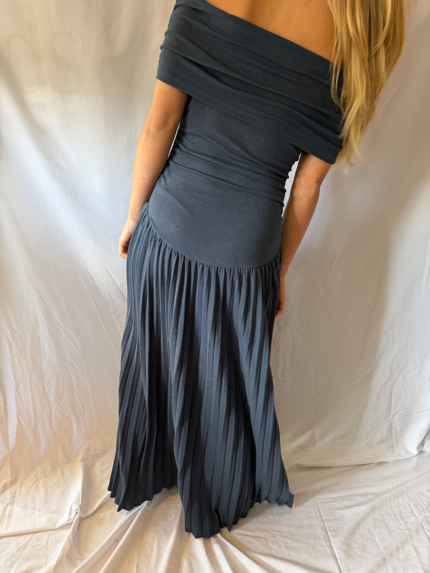 Lioness | Off The Shoulder Maxi Dress, M