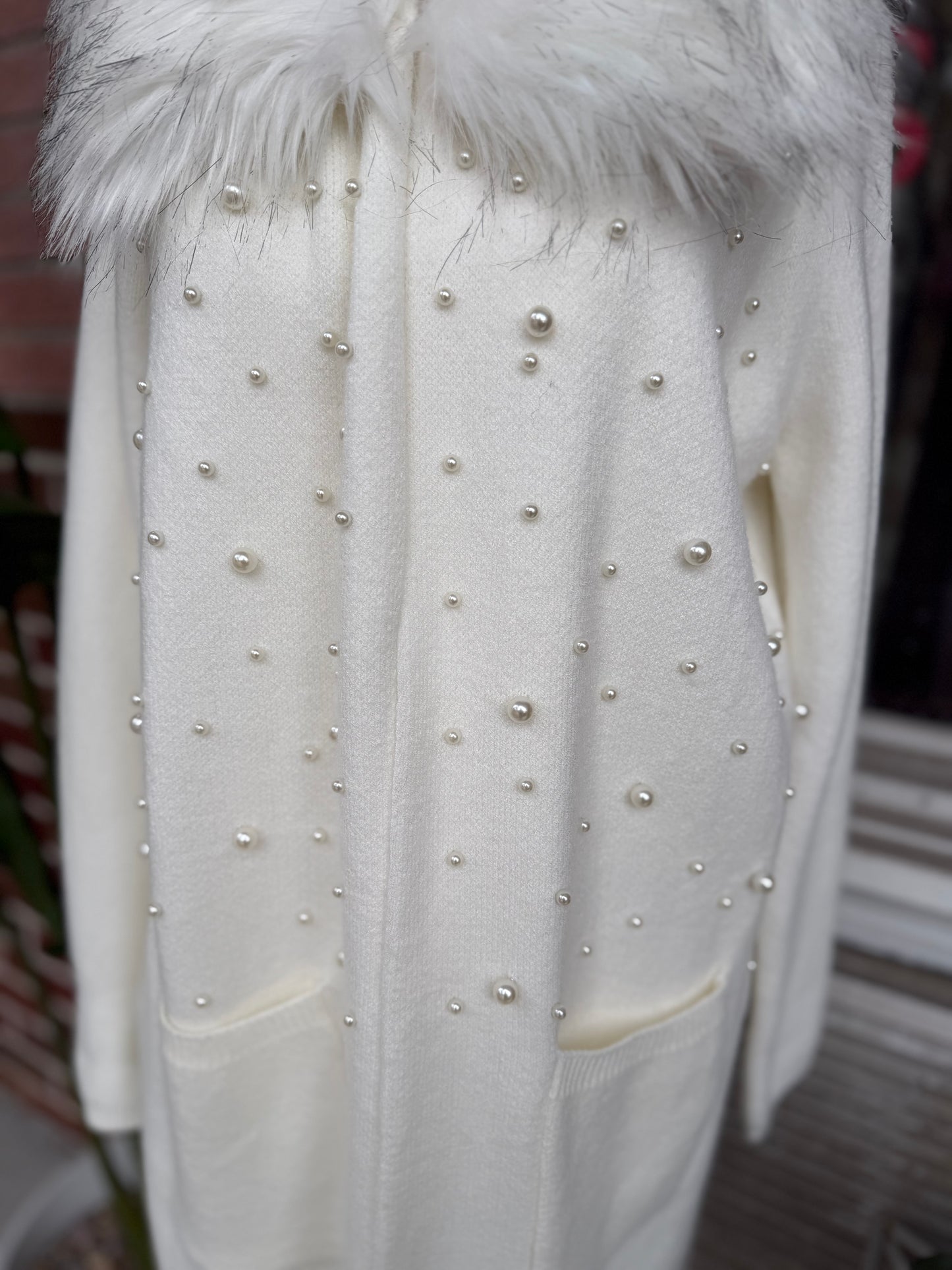 Boston Proper | Pearl Embellished with Detachable Fur Collar, M