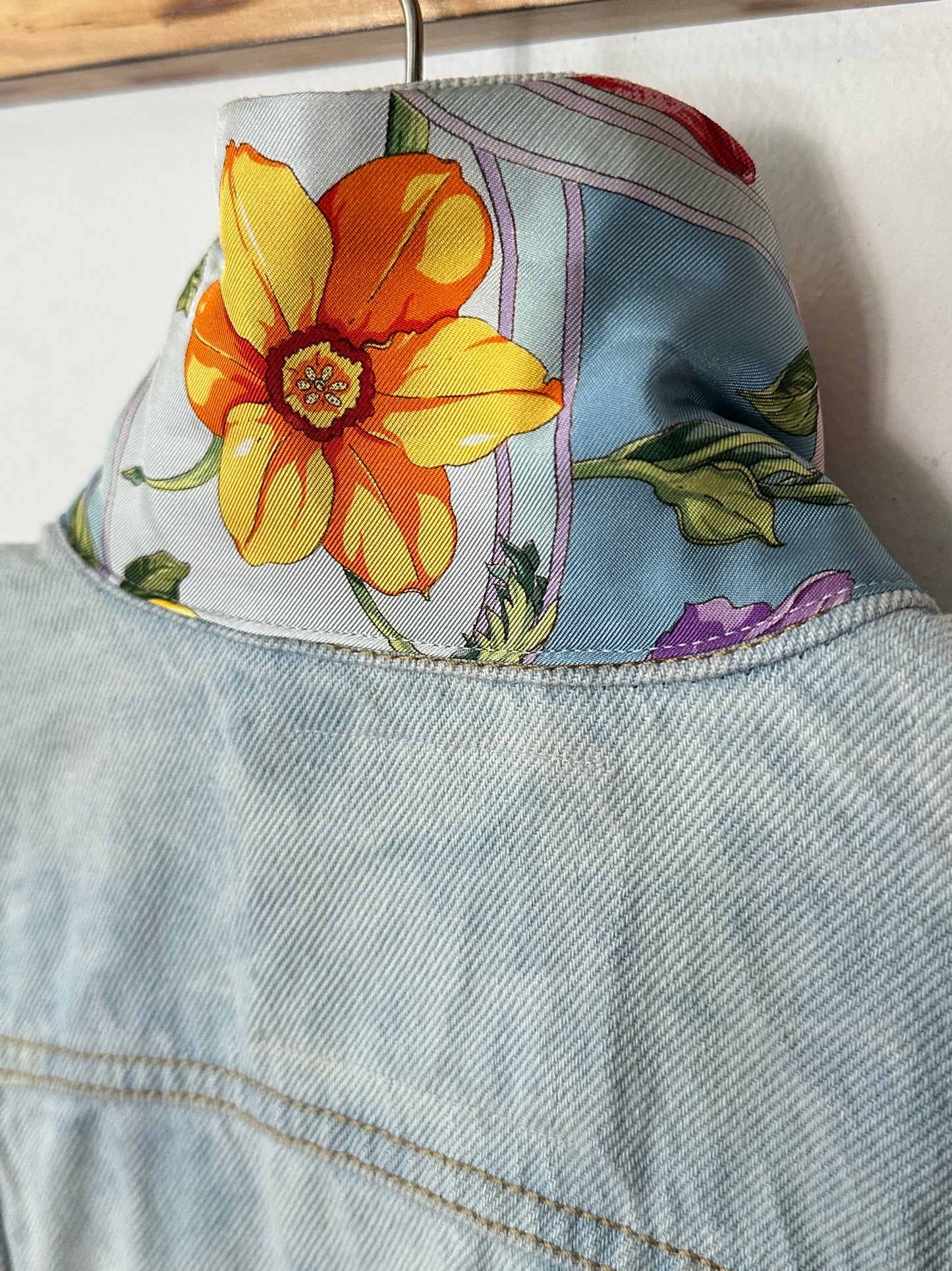 Ohama Couture | 1970's Gucci Floral lSilk Denim Jacket, M