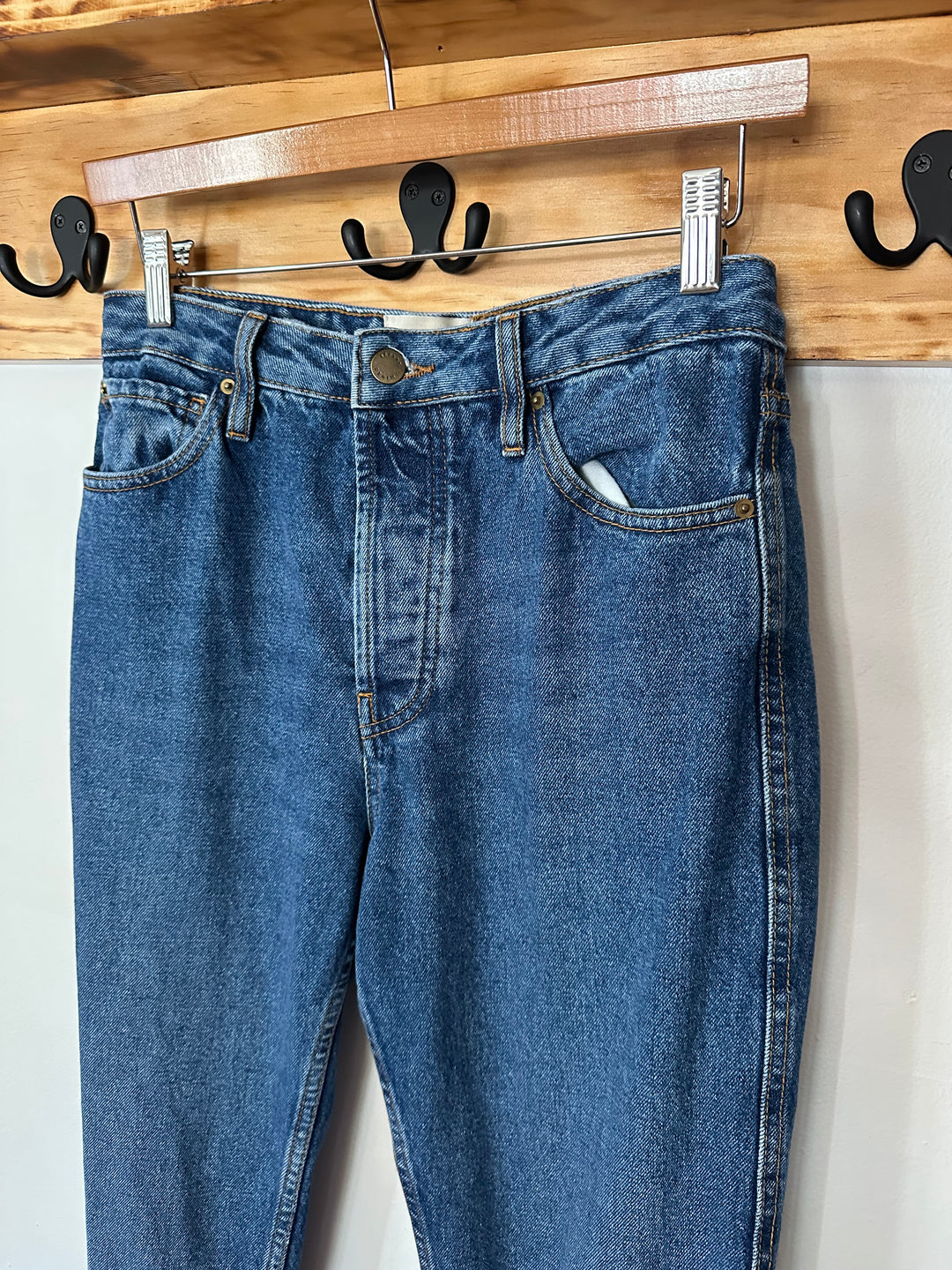 Sezane | "Brut Sexy" Medium/Dark Wash Tapered Jeans, 28