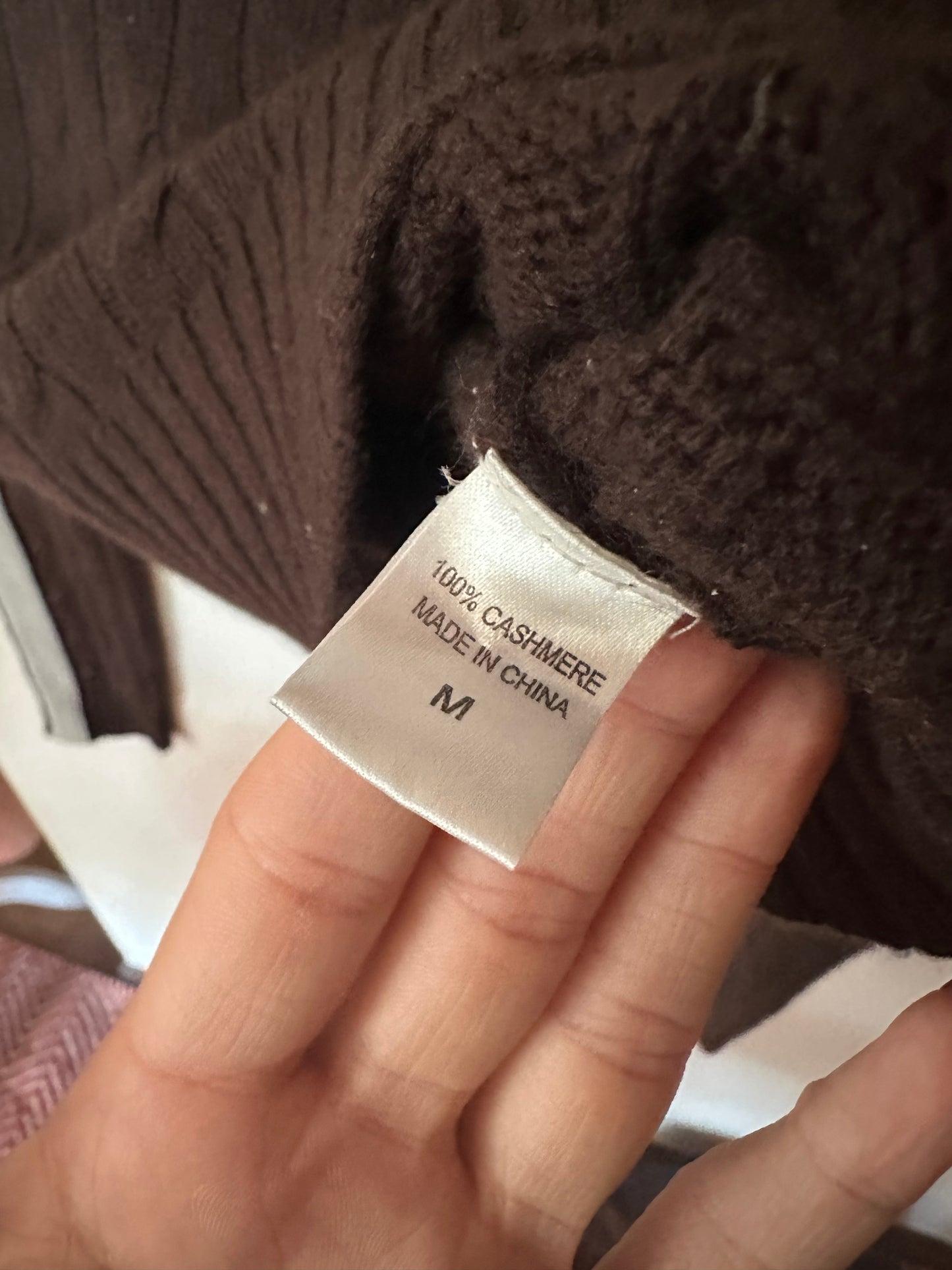 Juicy Couture |Vintage 100% Cashmere Cropped Sweater