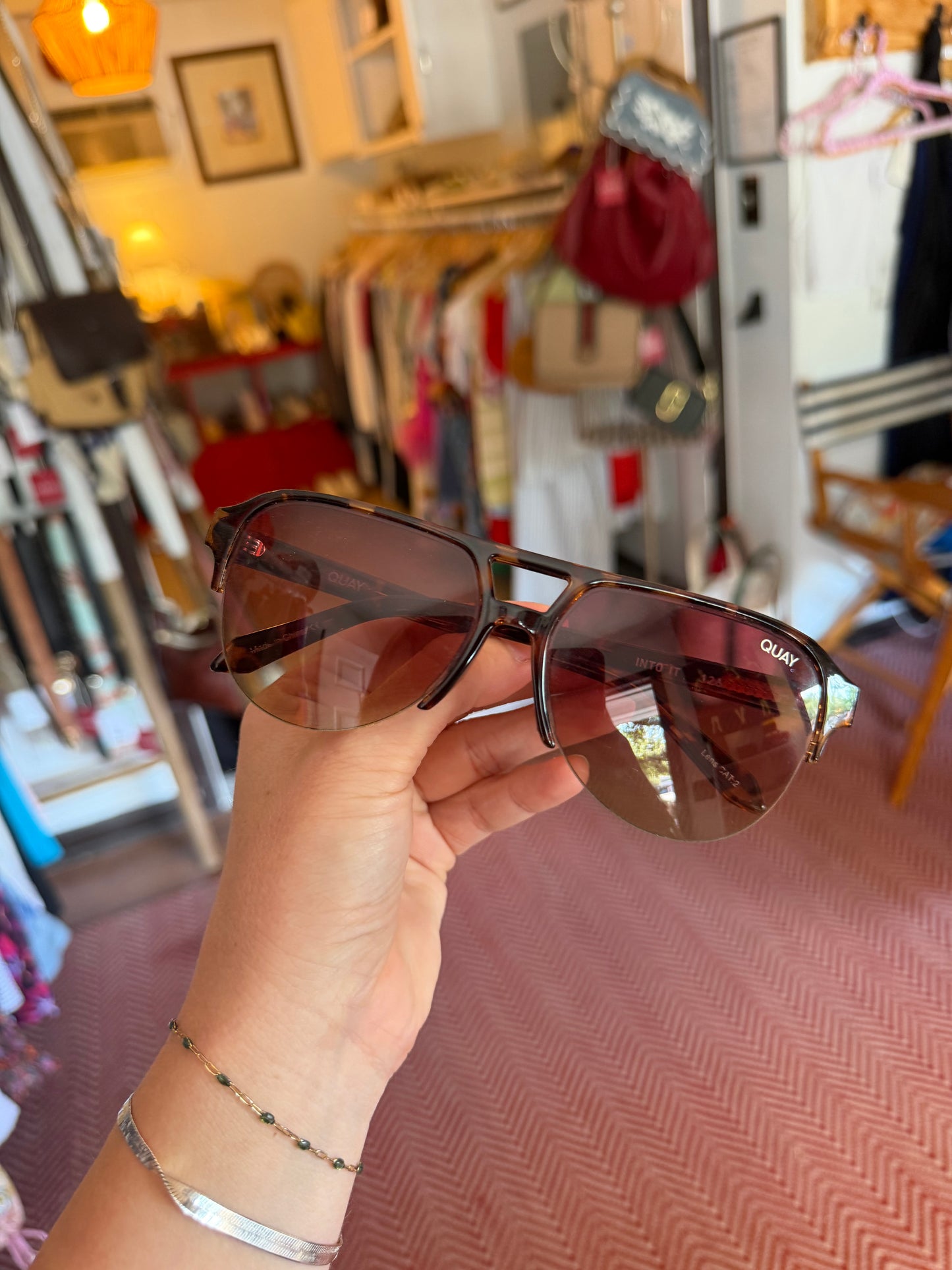 Quay  | Sunglasses