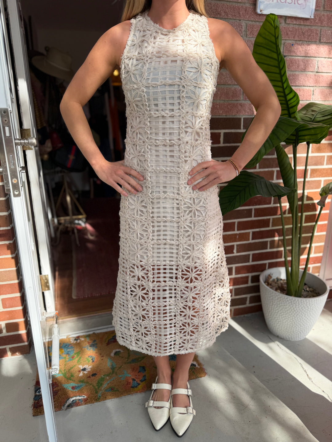 Endless Rose (Anthropolgie) | Ivory Sleeveless Textured Midi Dress, S