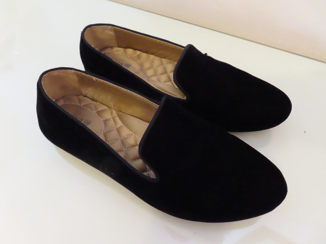 Birdie | The Starling Black Velvet Loafer