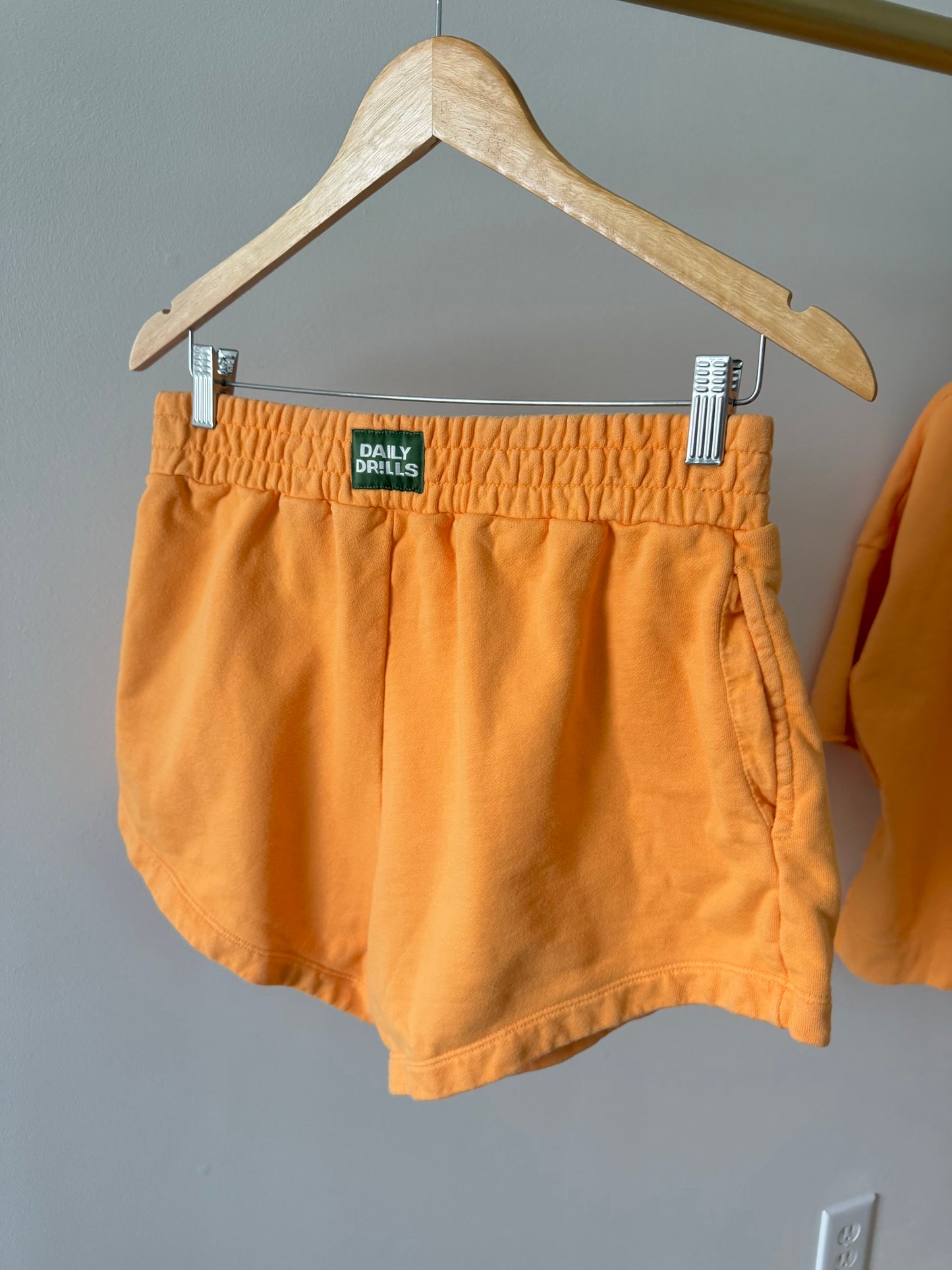 Daily Drills  | Short Crew Set, M/L