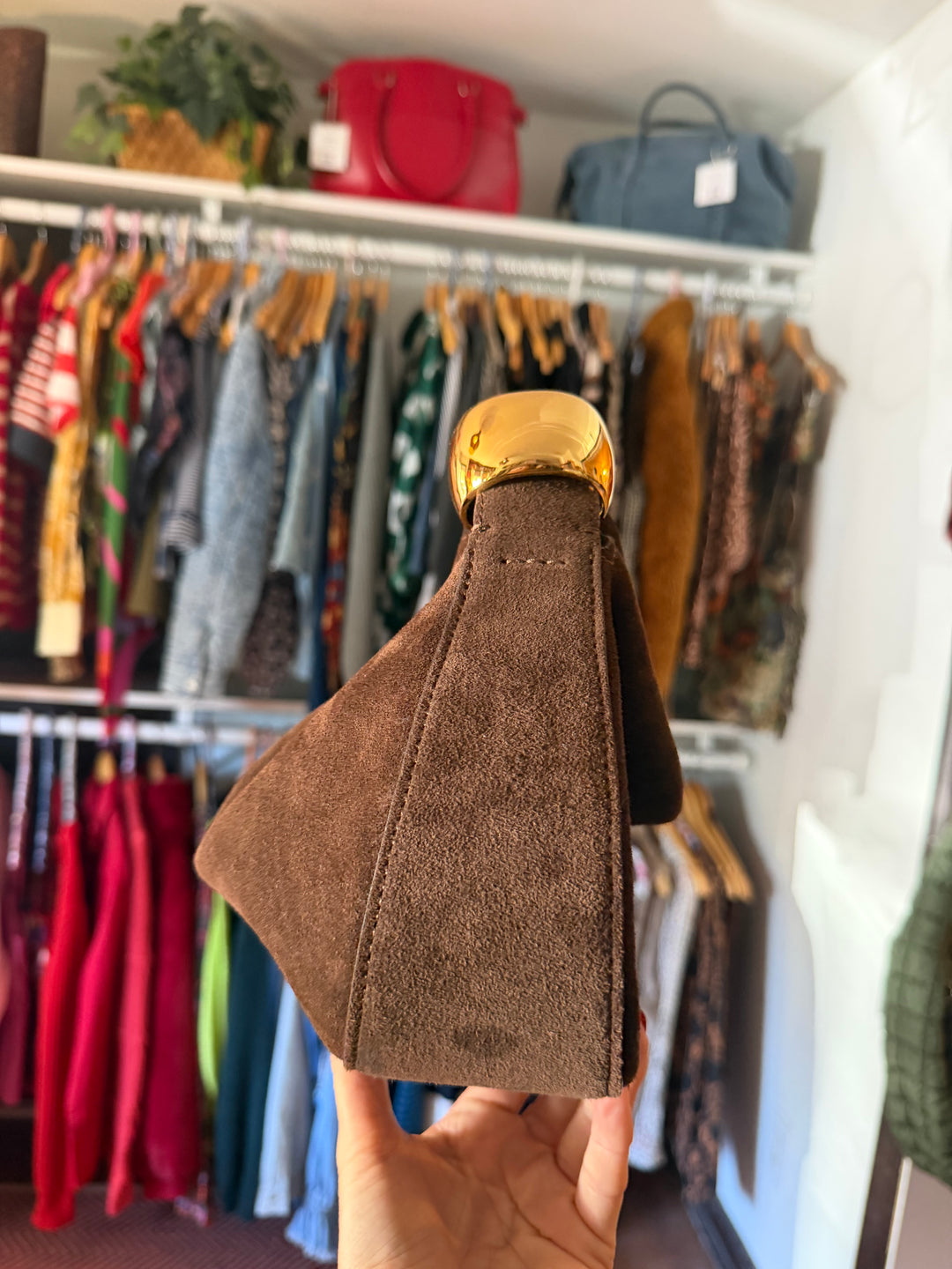 AMANU | The Zambia Suede Pouchette