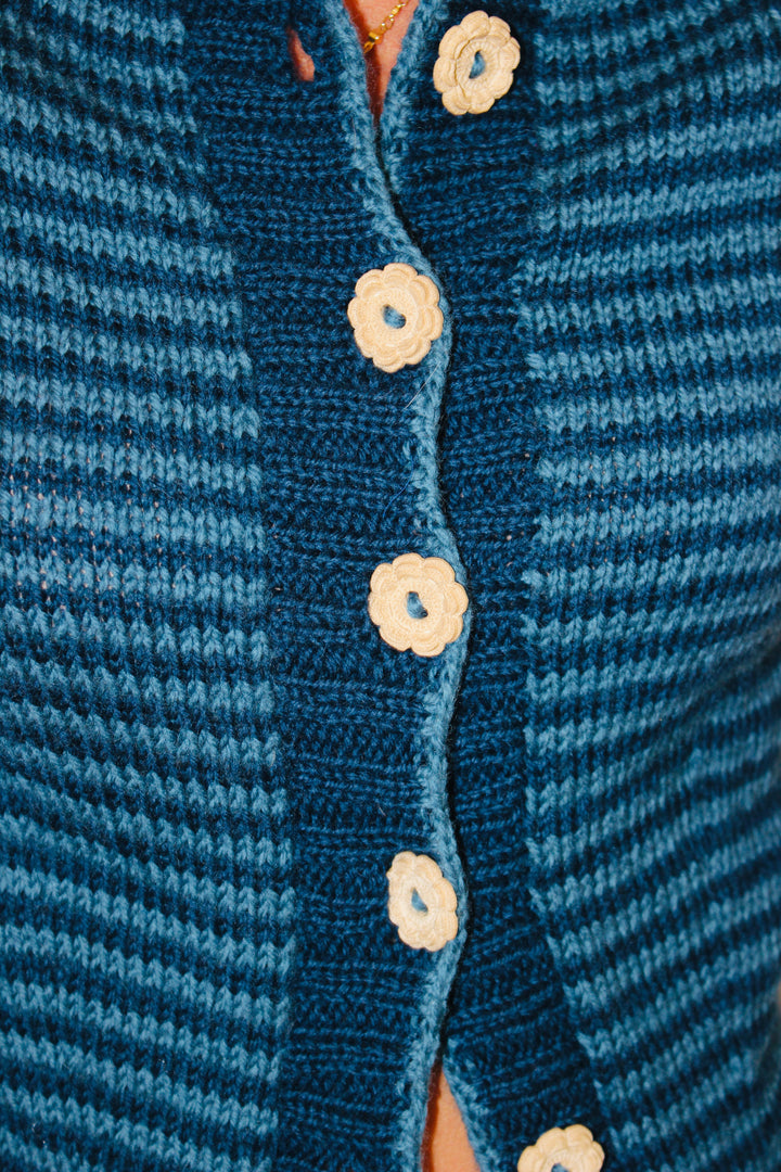 Vintage Flower Button Sweater, S/M
