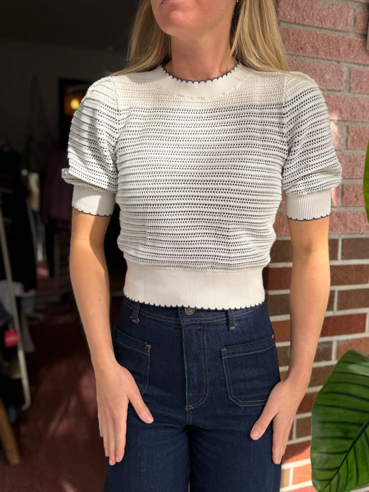 Short Scalloped Sleeve Sweater, S