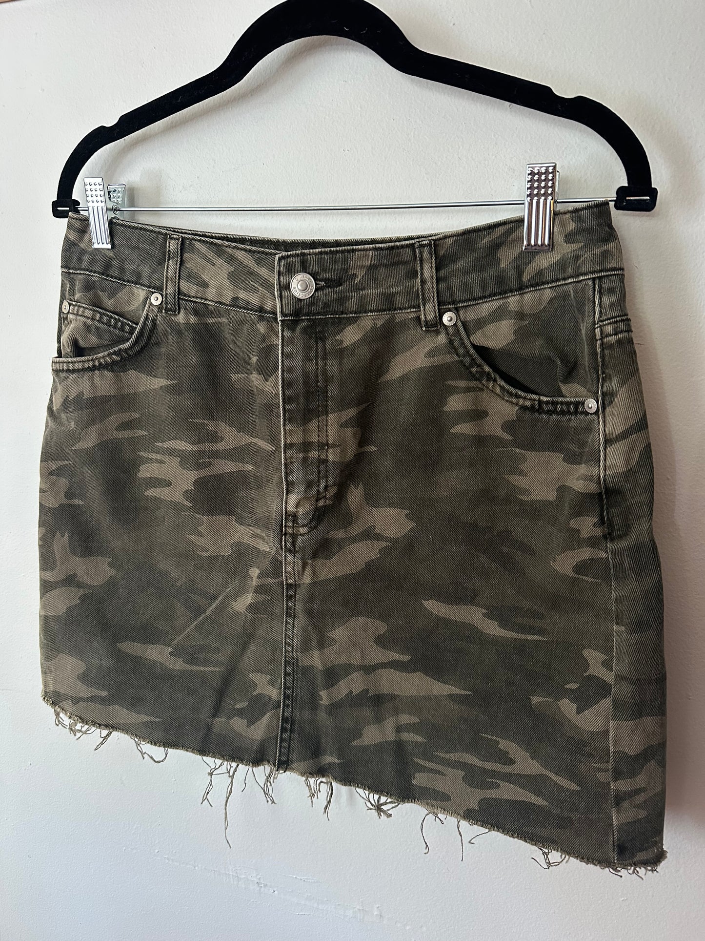 Dex | Camo Jean Skirt, M