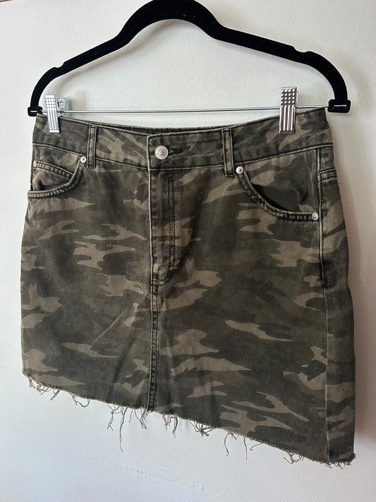 Dex | Camo Jean Skirt, M