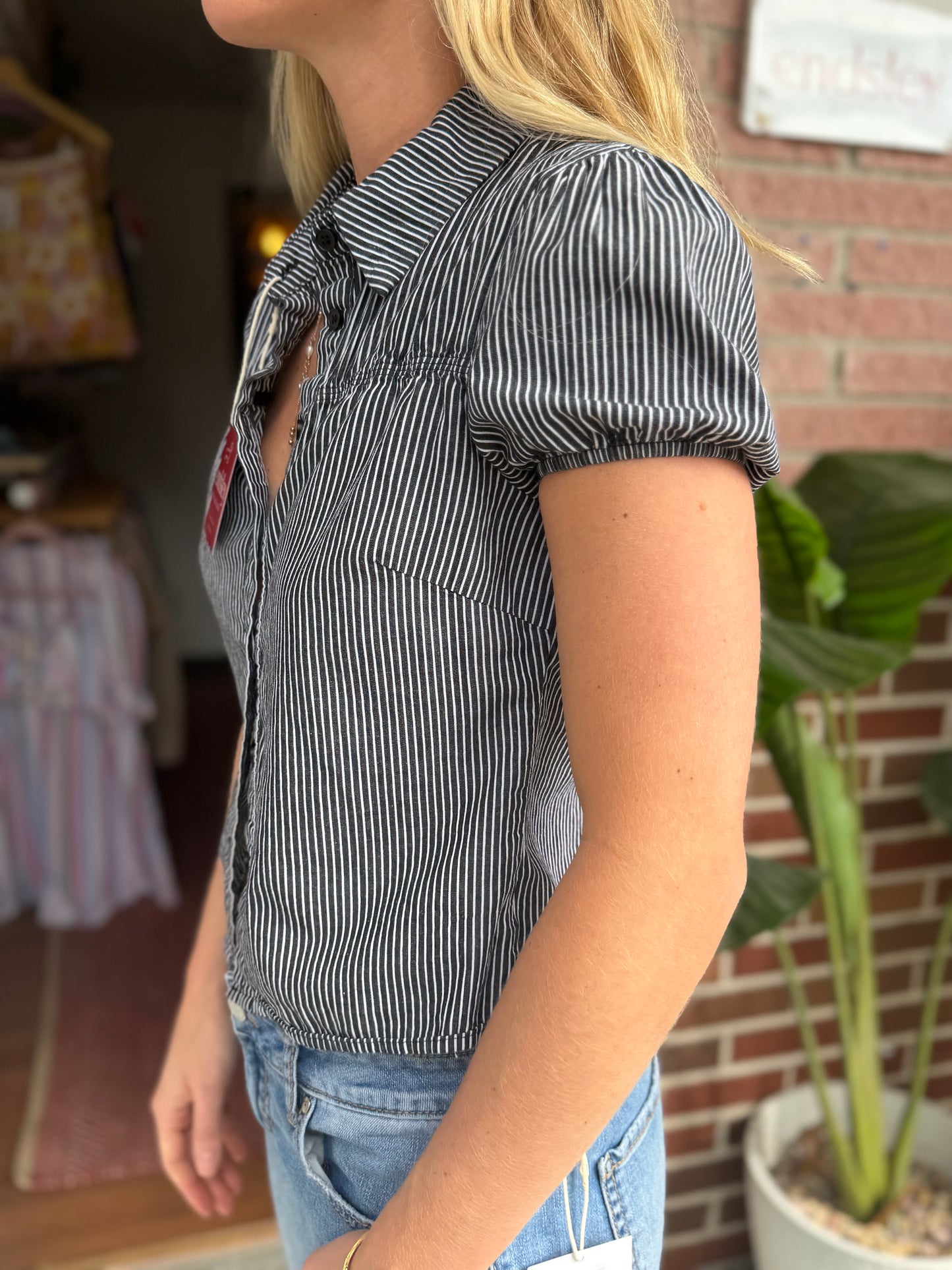 Medusa | Puffed Shoulder Button Up, M