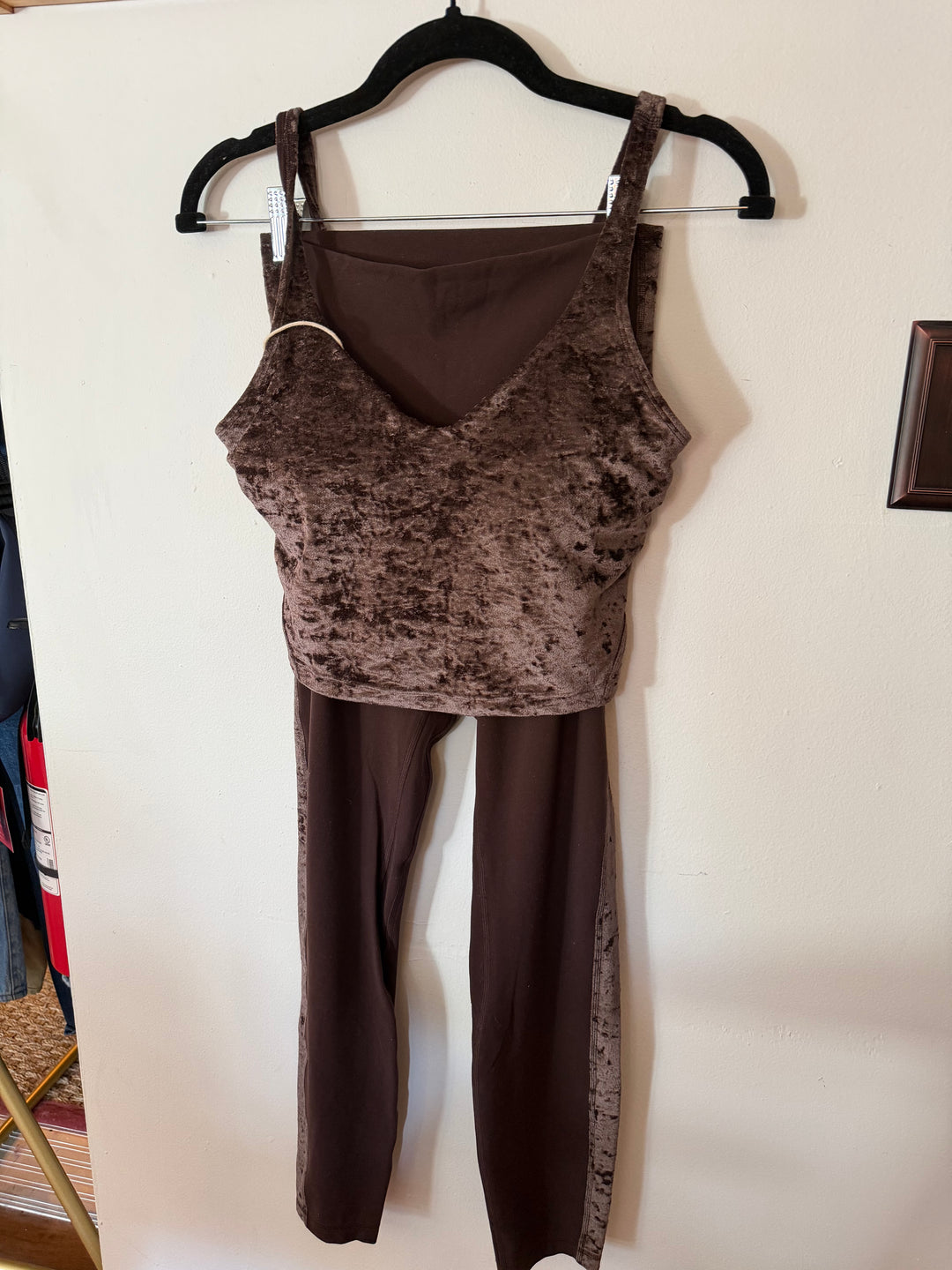 Lululemon | Brown Velvet Workout Set, 6
