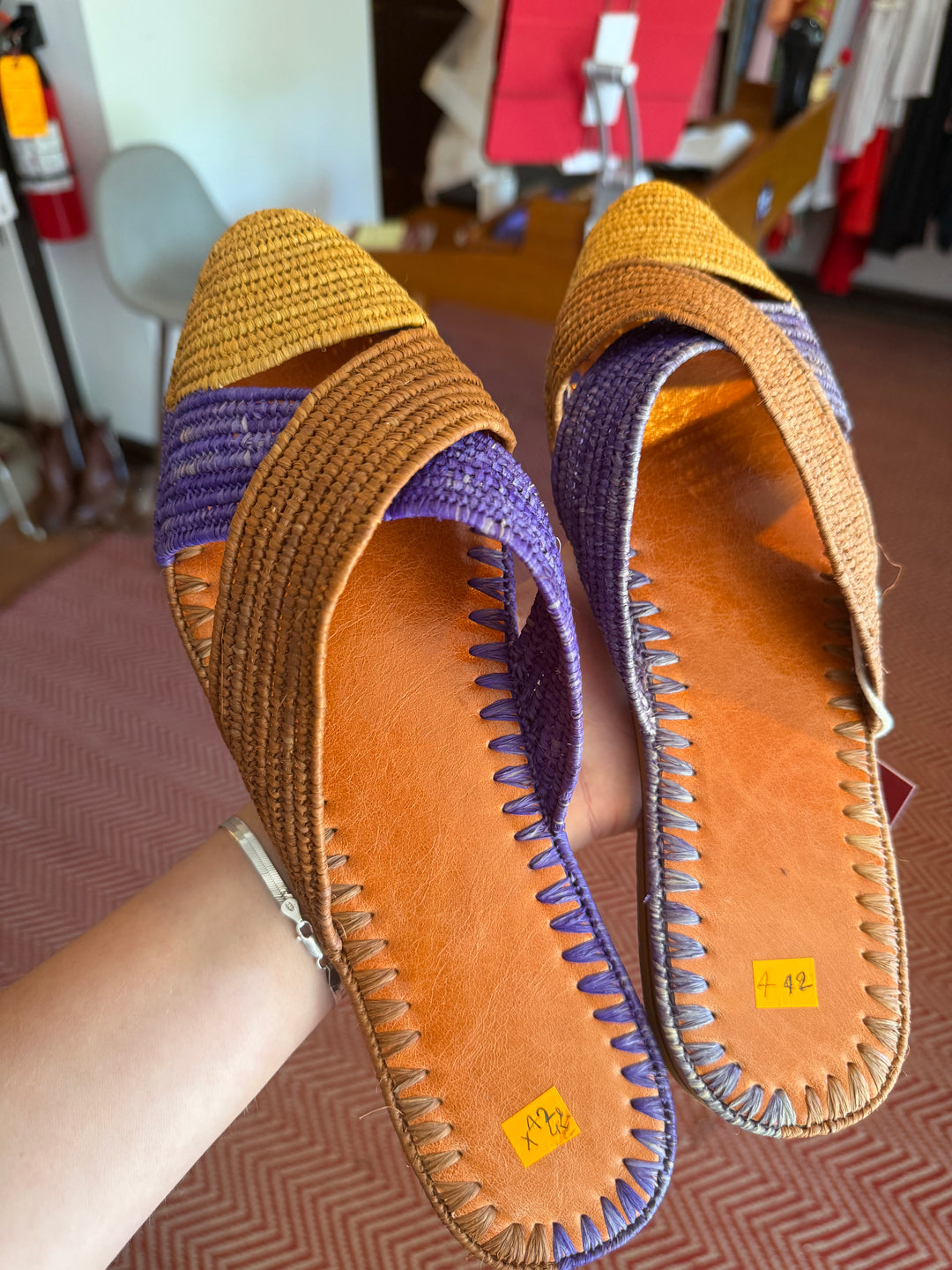 Closed Toe Sandal, 42