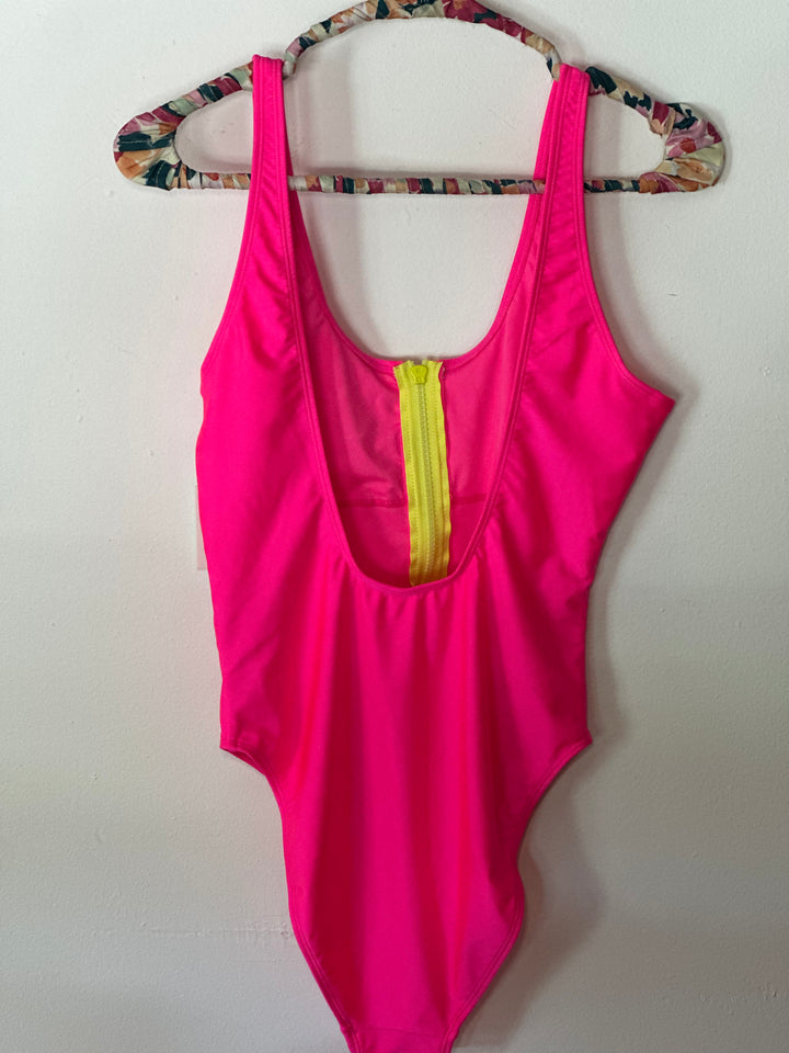 Dixpefect | Hot Pink One Piece