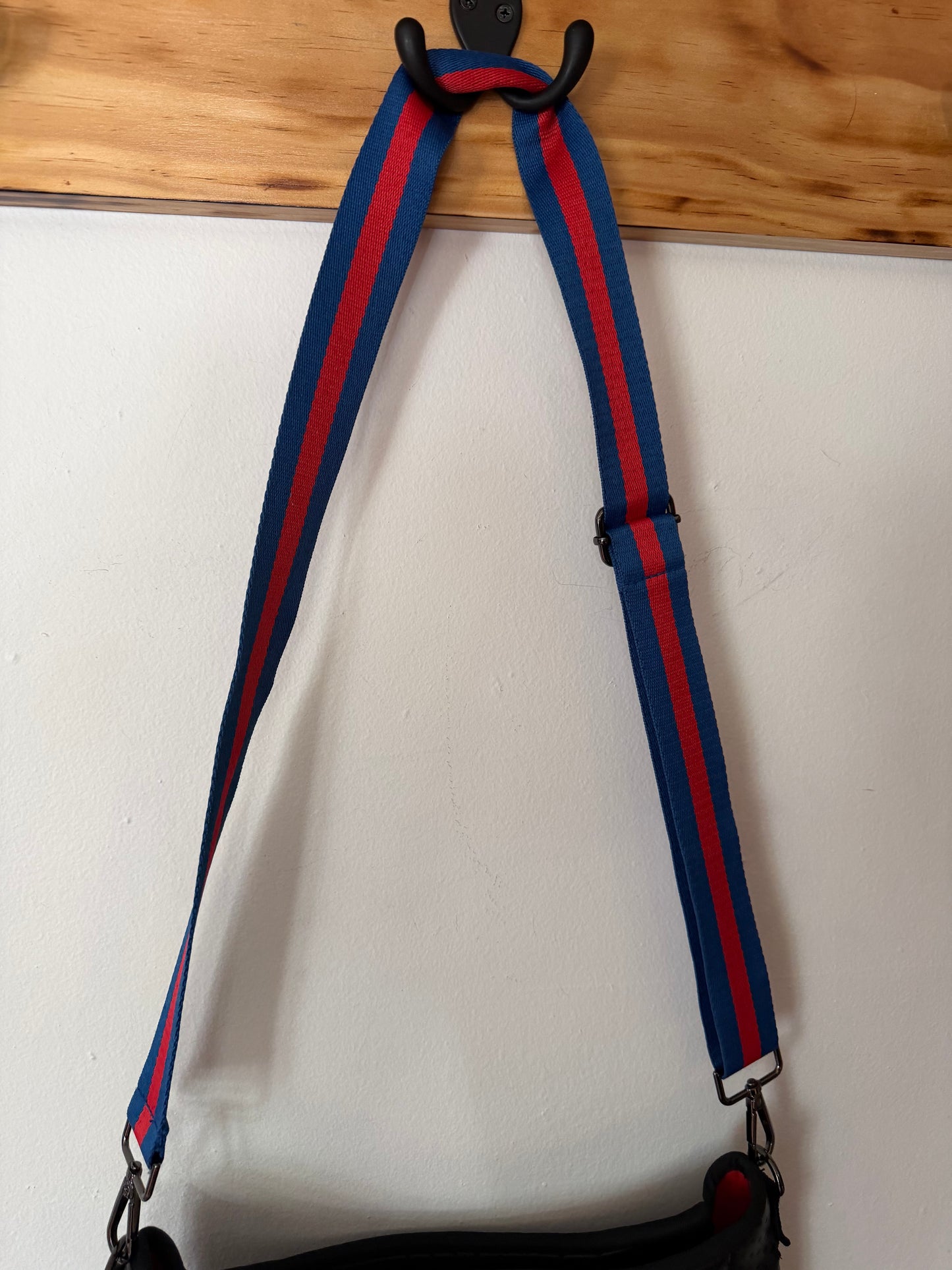 Parker & Hyde | Neoprene Crossbody Bag