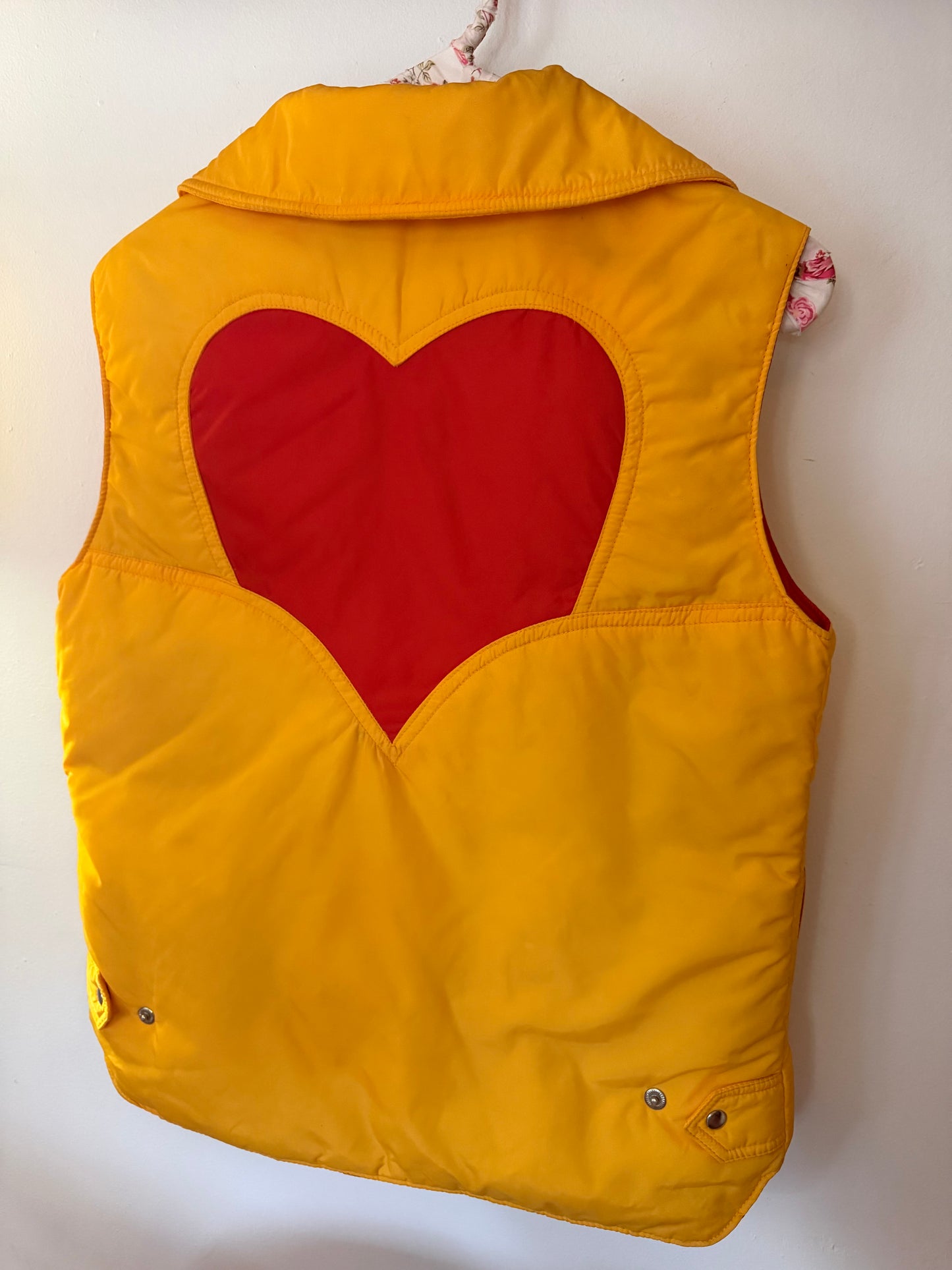 White Stag | 1970s/80s Vintage Heart Puffer, S