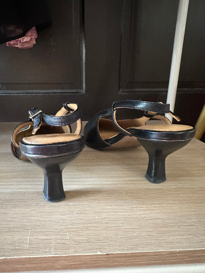 Madwell | Black Leather Kitten Heels