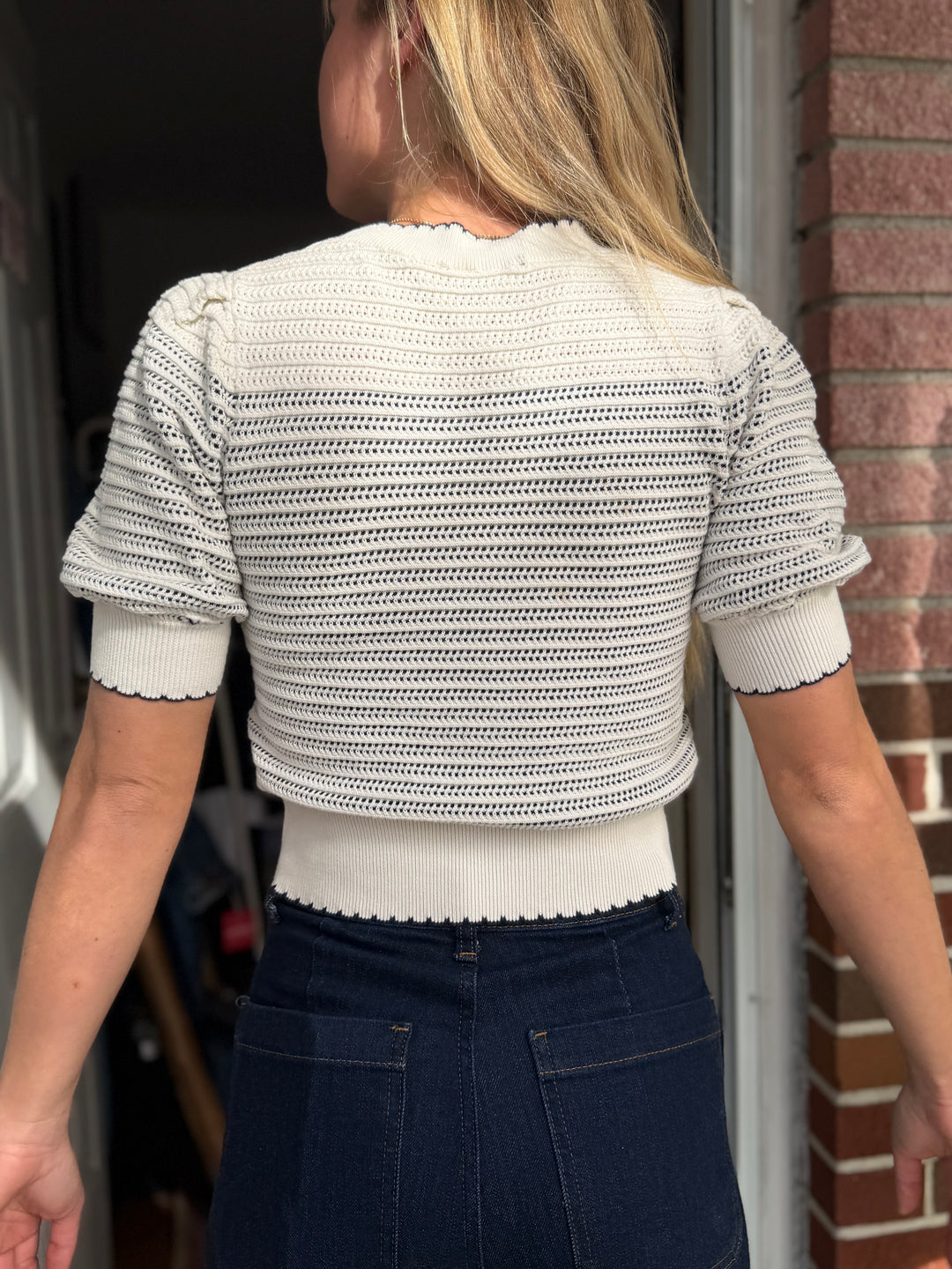 Short Scalloped Sleeve Sweater, S