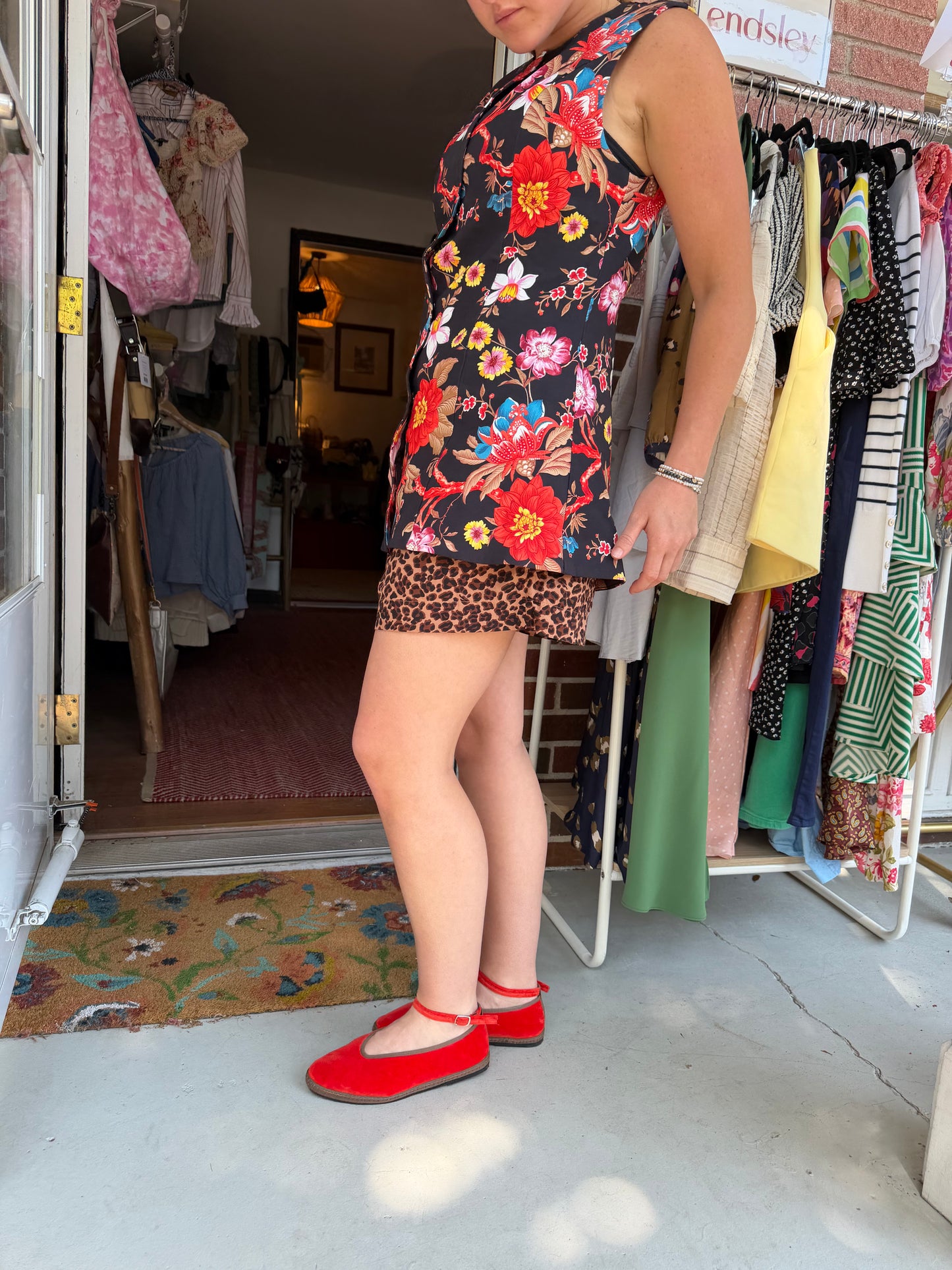 Avara | Annie Top, L