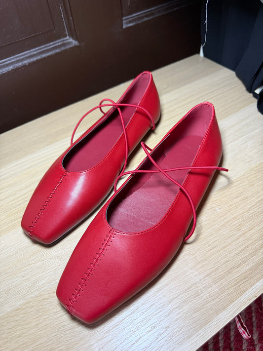 Red Ballet Flats, 7