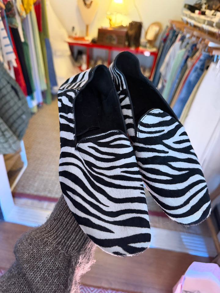 Zara | Zebra Loafers, 38