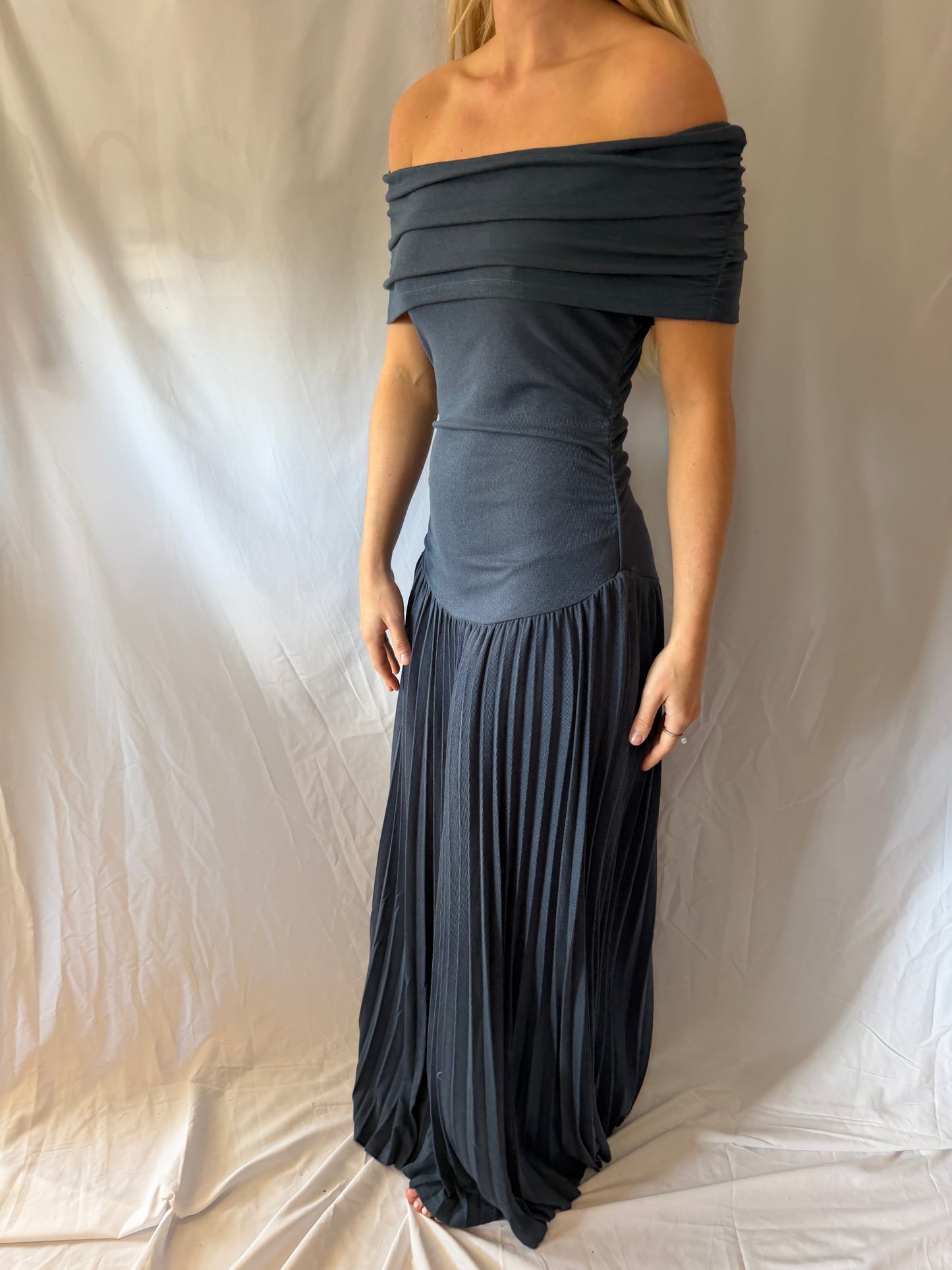 Lioness | Off The Shoulder Maxi Dress, M