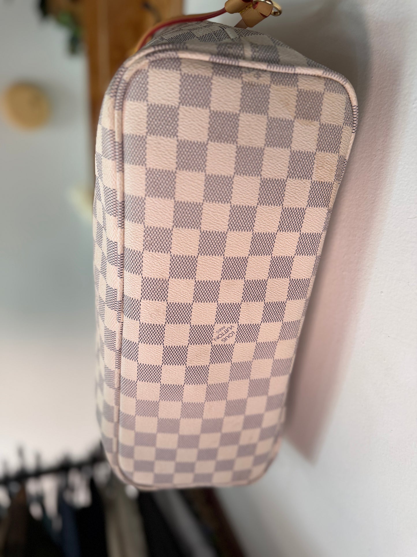 Louis Vuitton | Damier Azur Neverfull w/Pouch