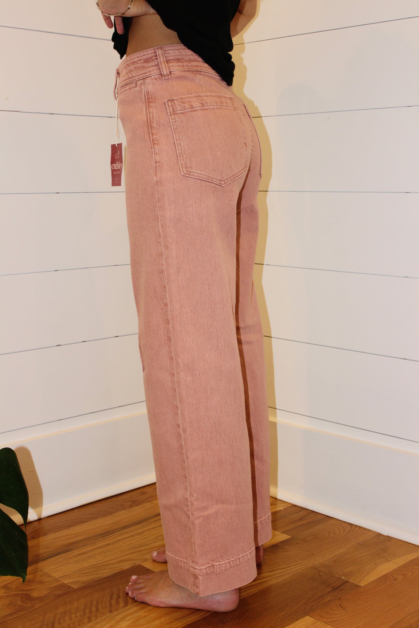 Endsley | "Ur Cute Jeans", 26