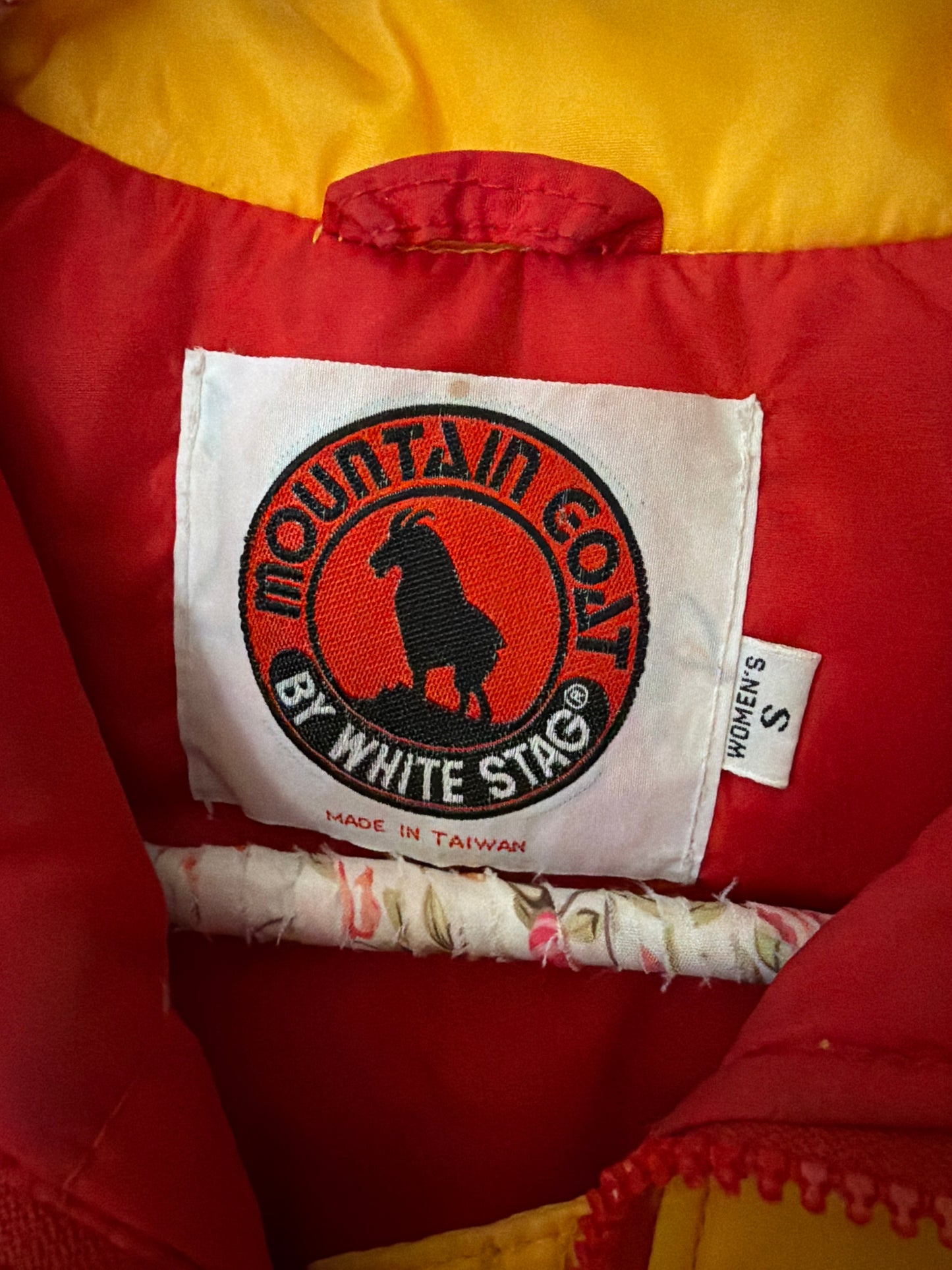 White Stag | 1970s/80s Vintage Heart Puffer, S