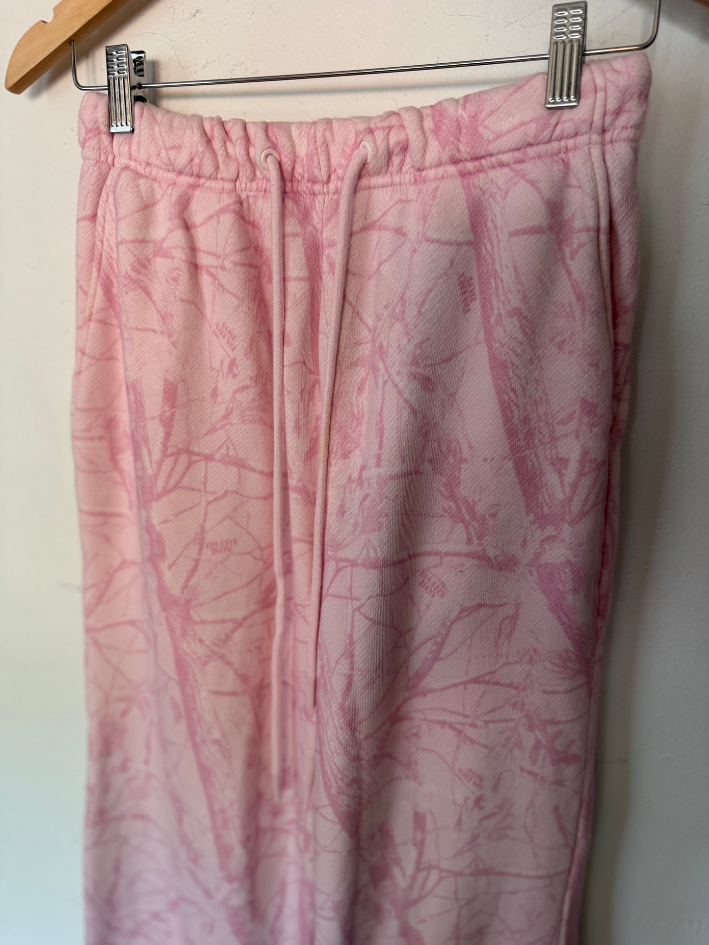 Dairy Boy | Bubblegum Camo Sweatset, S