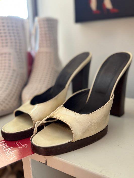 Gucci | Vintage Chunky Heel, 7B