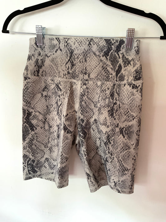 ALO | Snakeskin Biker Shorts