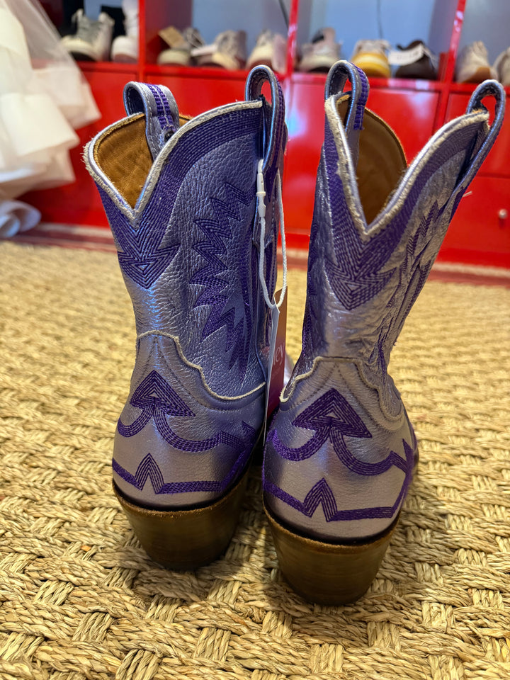 Miron Crosby  | Maggie Boot, 9.5