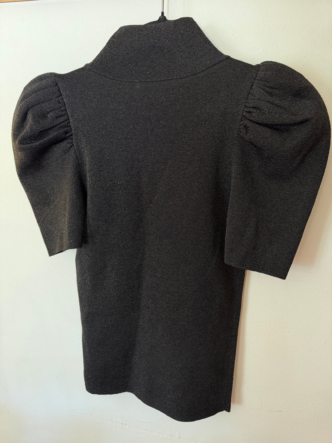 Alice + Olivia | Charcoal Shimmery Gathered Shoulder Top, XS