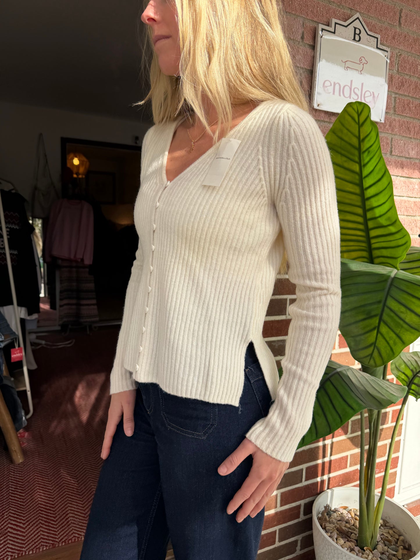 Abercrombie & Fitch | Cream Sweater, XS