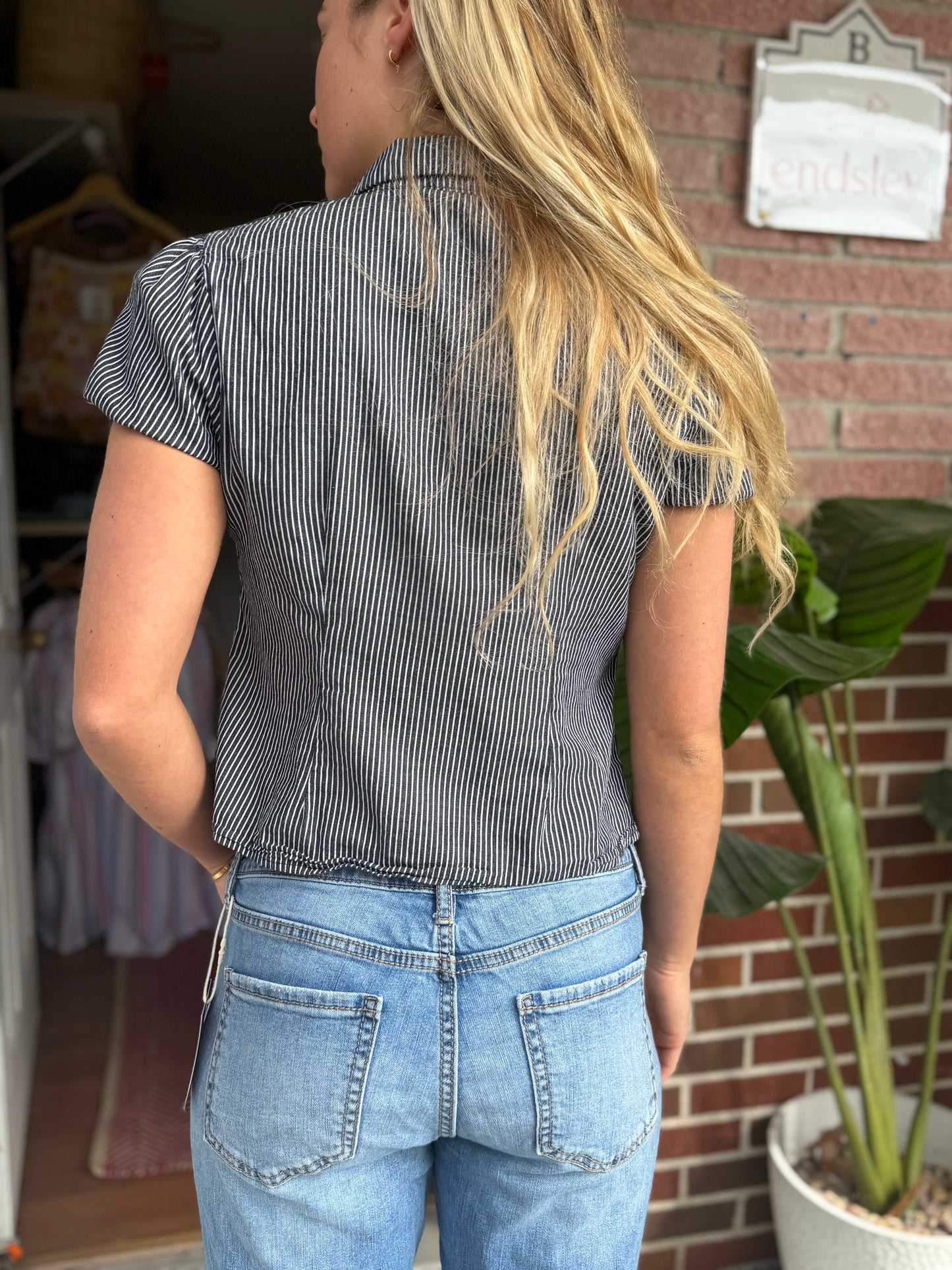 Medusa | Puffed Shoulder Button Up, M