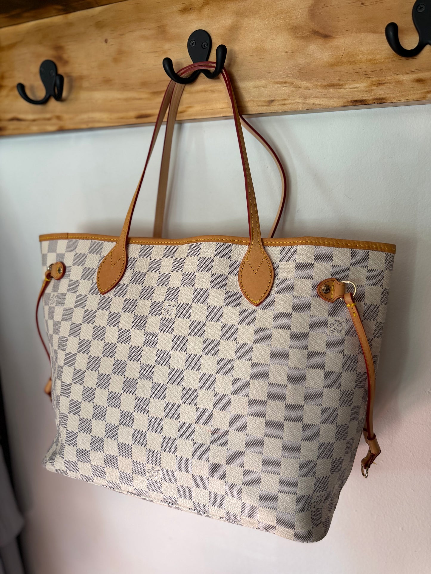 Louis Vuitton | Damier Azur Neverfull w/Pouch