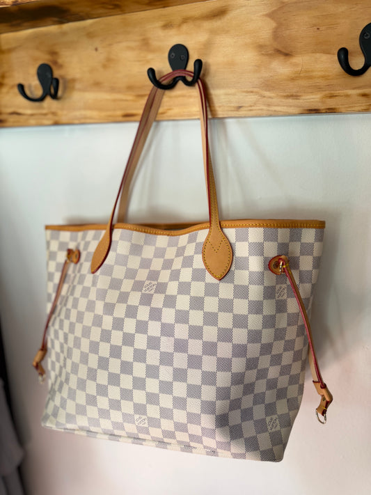 Louis Vuitton | Damier Azur Neverfull w/Pouch