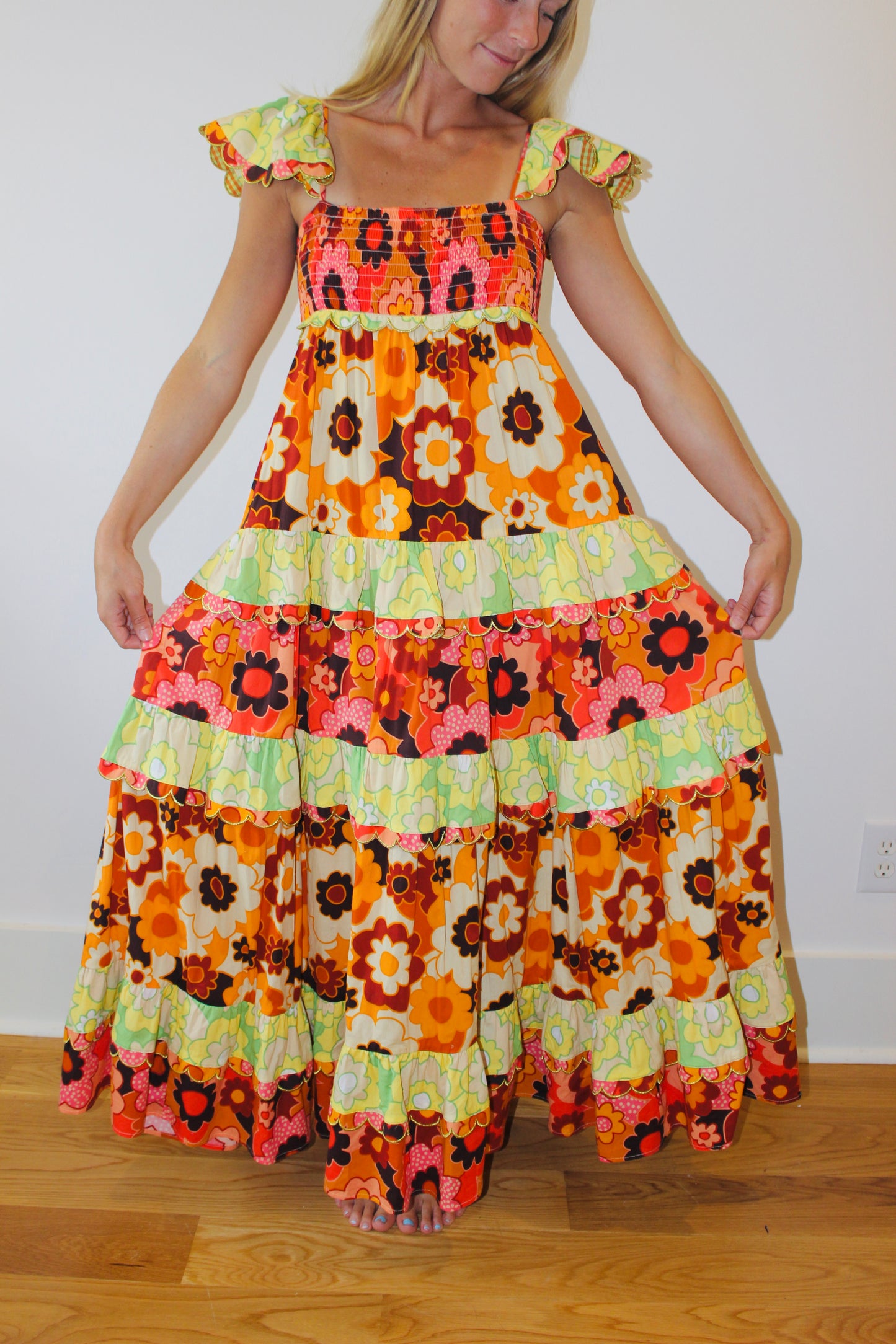 Celia B | Scalloped Sleeveless Maxi Dress, M