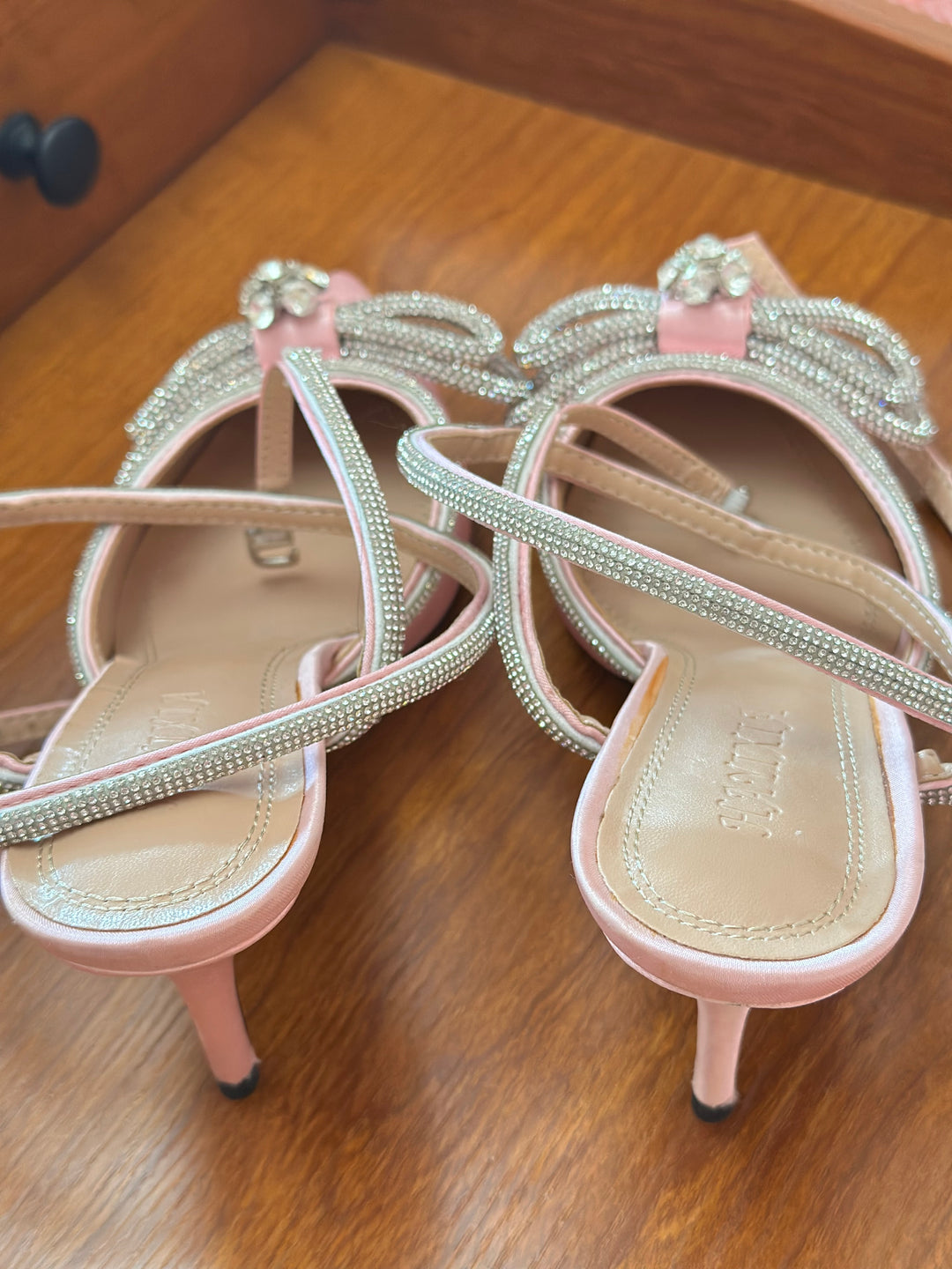 Hayixia | Pointed Toe Crystal Bow Heels | Light Pink