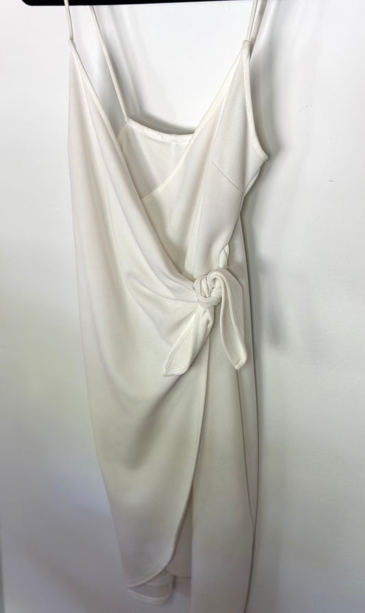 Simple White Strapless Tie Dress