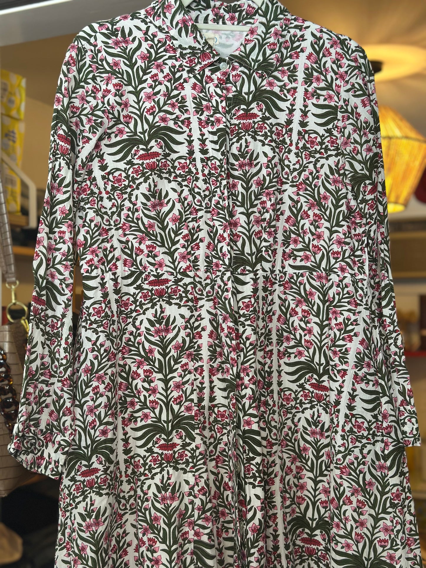 Livro | Leightweight Long Sleeve Maxi Floral Dress