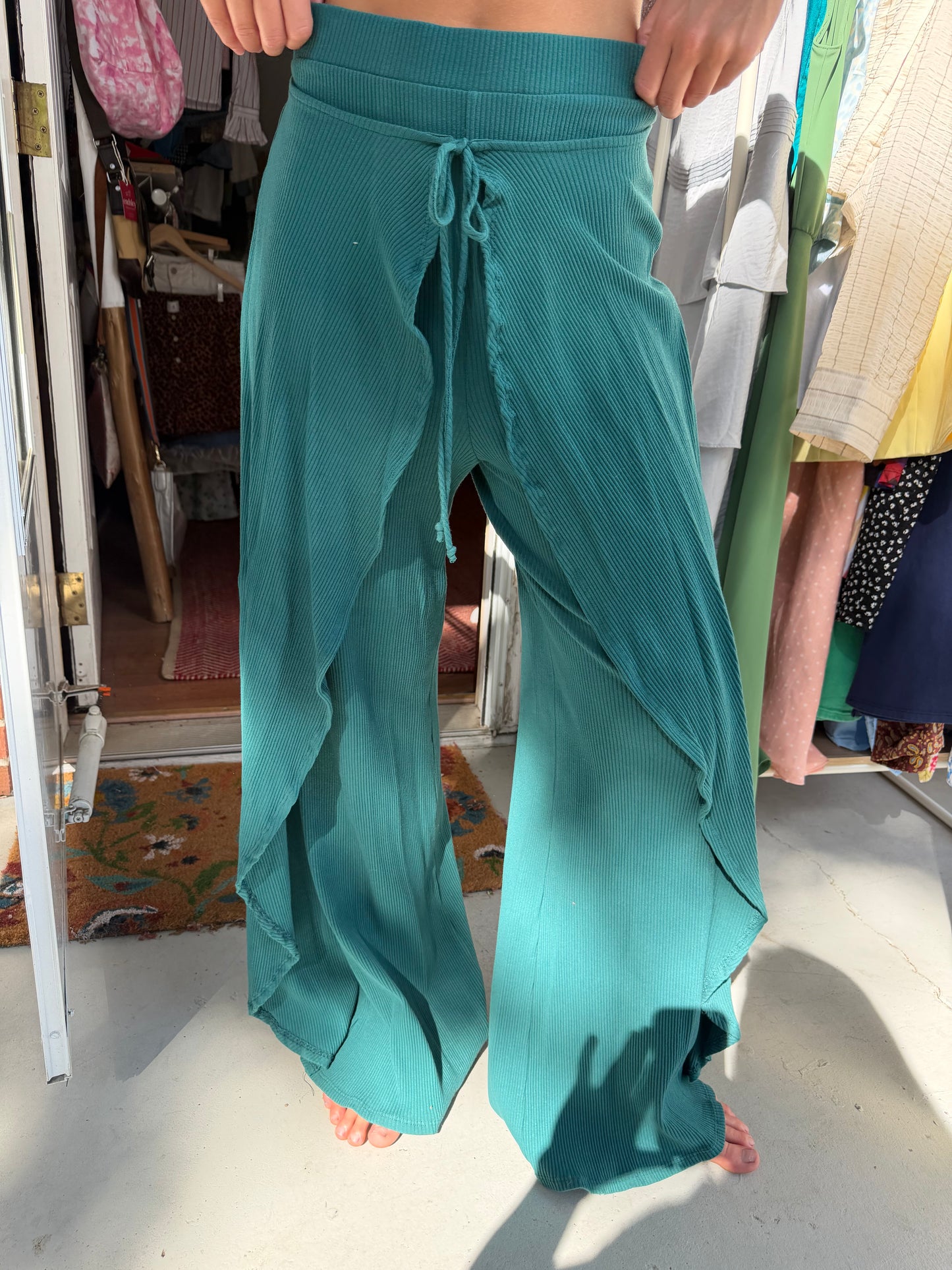 Free People Beach | Ribbed Wide Leg Tie Pant + Tube Top, M