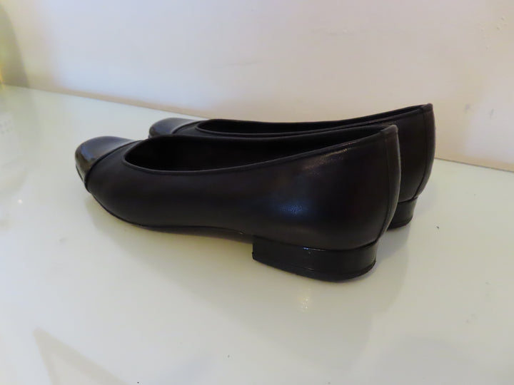 Vaneli | "Forever" Cap-Toe Flat | Leather