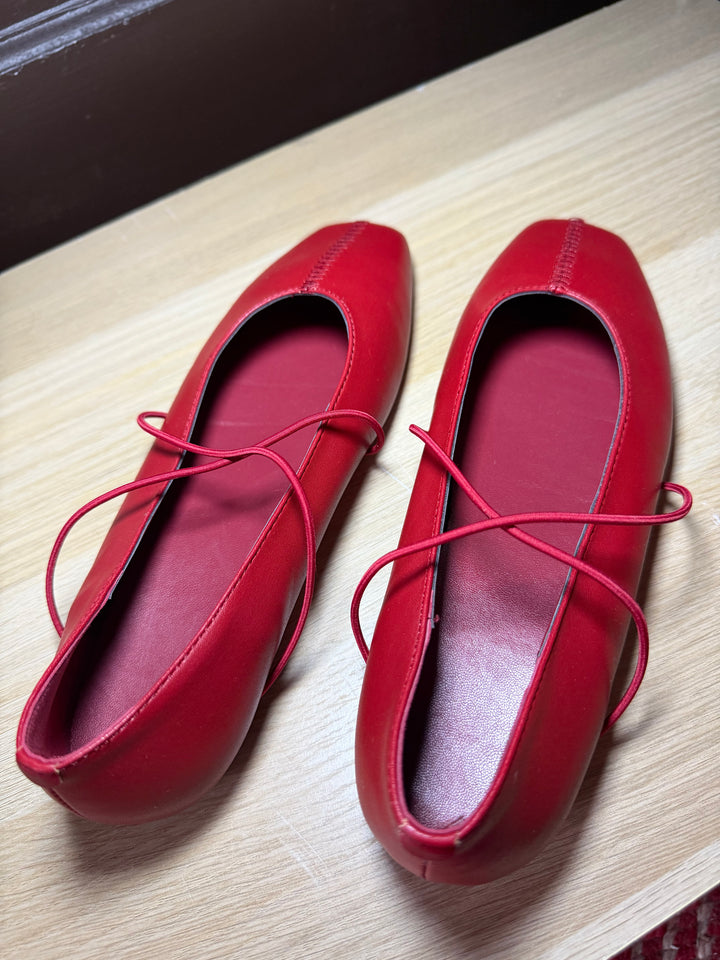 Red Ballet Flats, 7