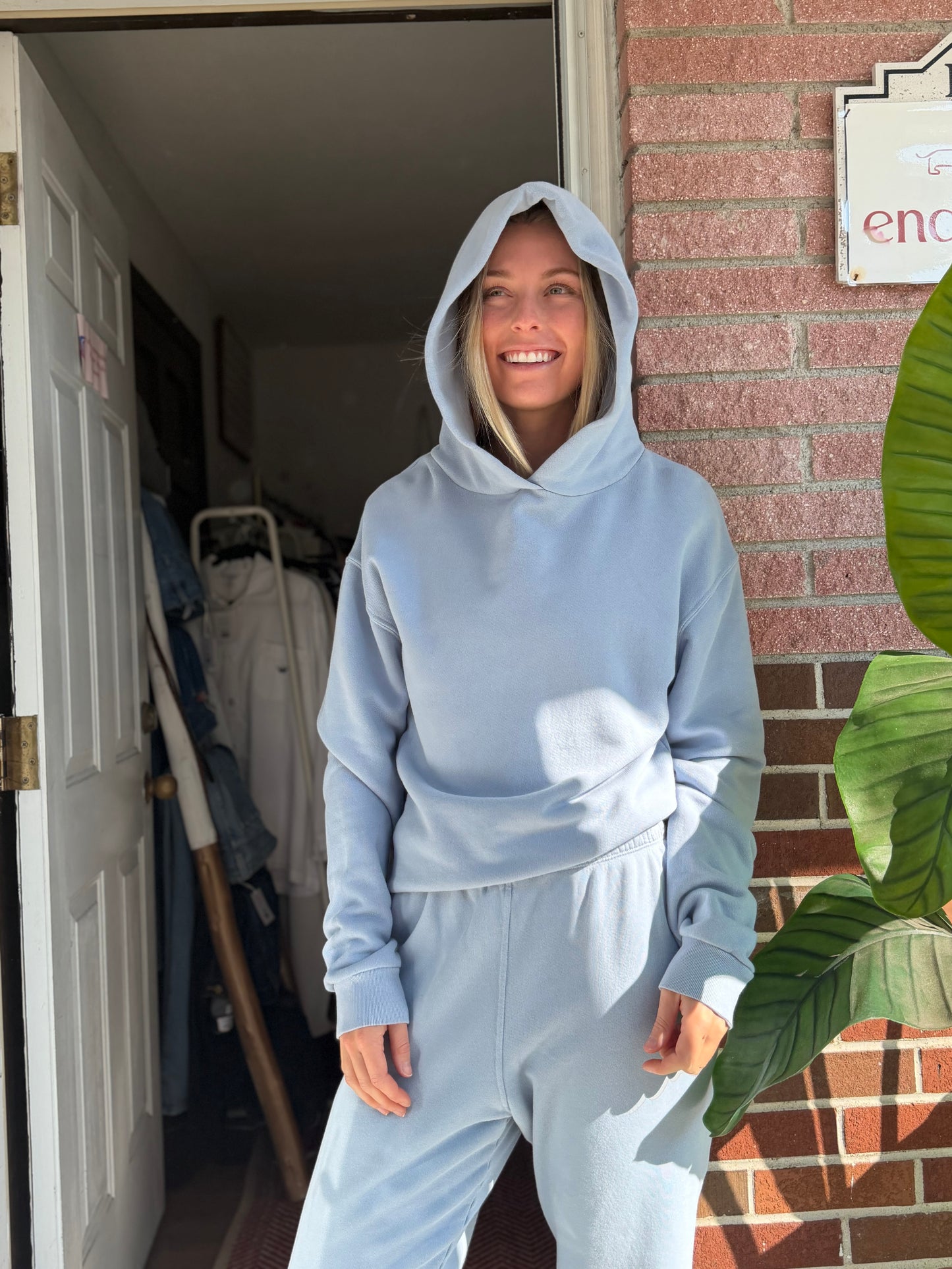 Perfectwhitetee | Baby Blue Sweat Set, M